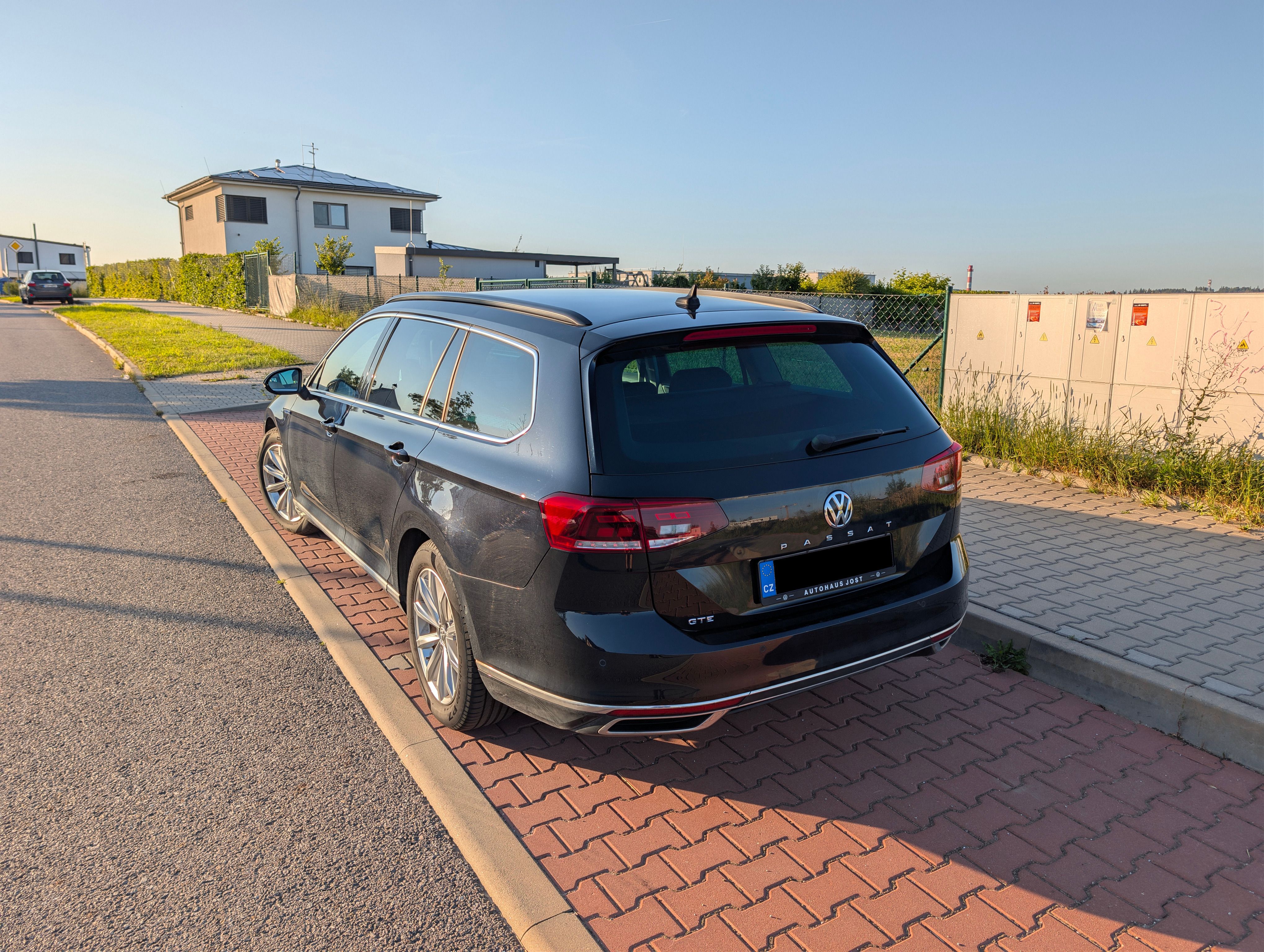 Volkswagen Passat, GTE - 1.4 TSI - fotka 3