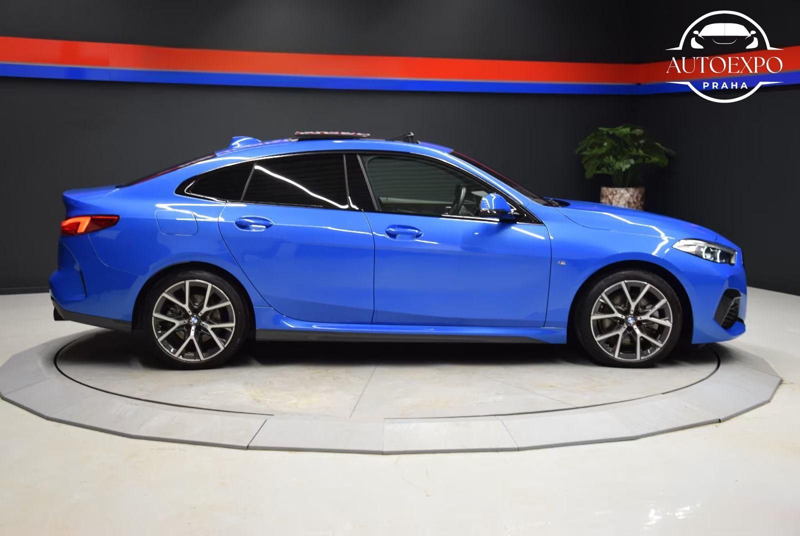 BMW Řada 2, 220d xDrive Gran Coupé M Sport - fotka 4