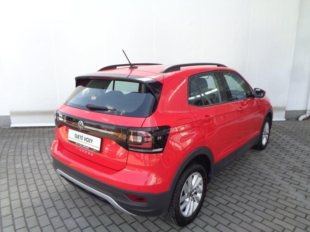 Volkswagen T-Cross, 1.0 TSI LIFE  81 kW - fotka 2