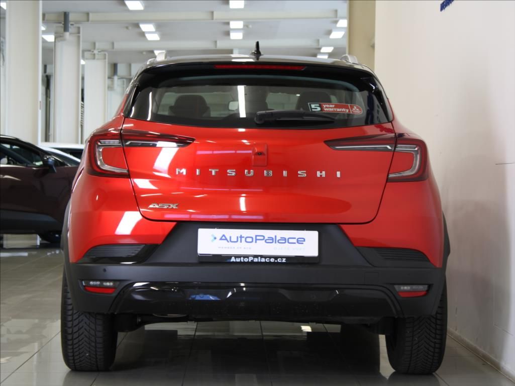 Mitsubishi ASX, 1,3 DI-T 116kW AT Intense 7tkm - fotka 4