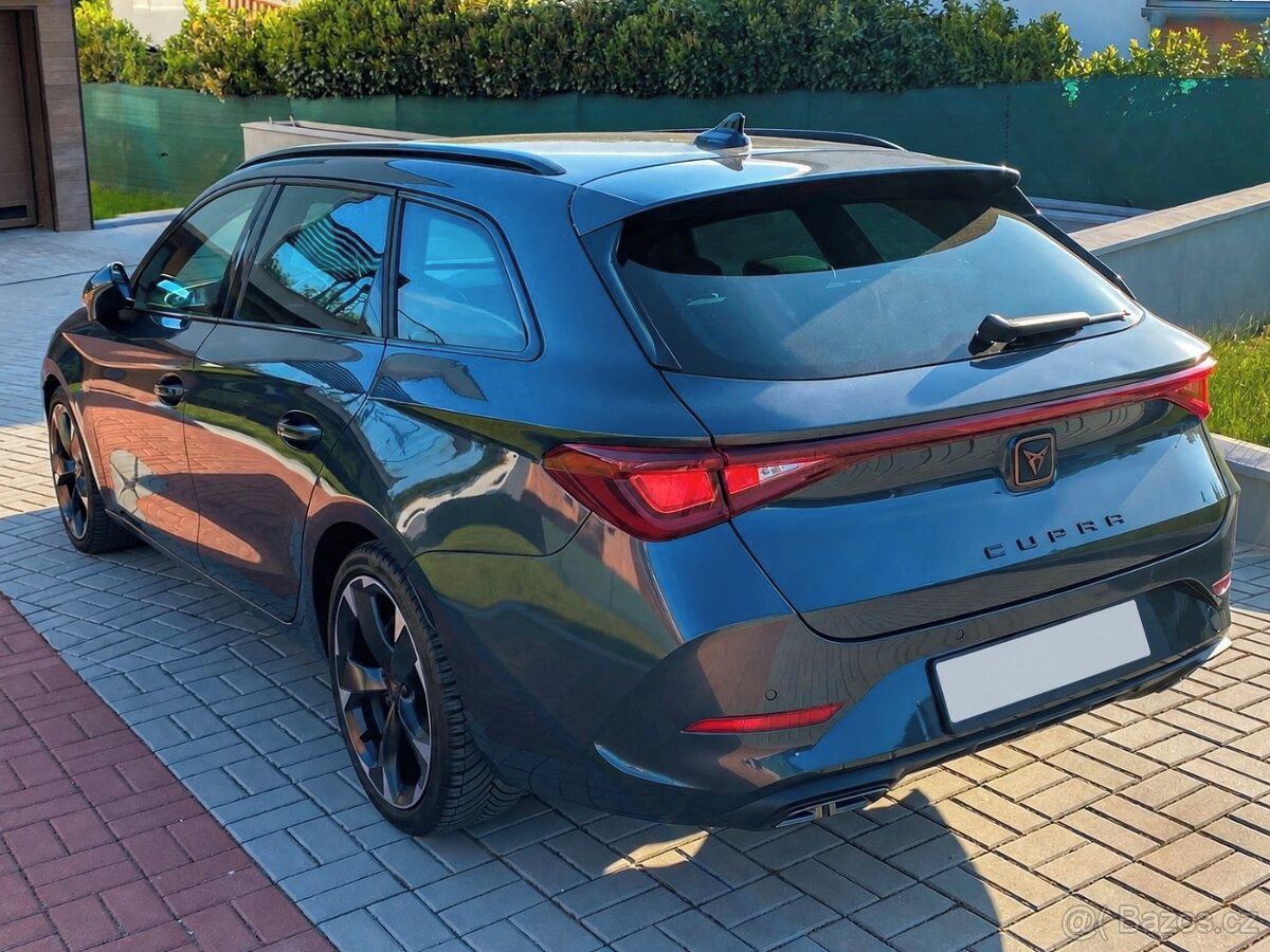 Cupra Leon, Sportstourer 1.5 eTSI DSG - fotka 4