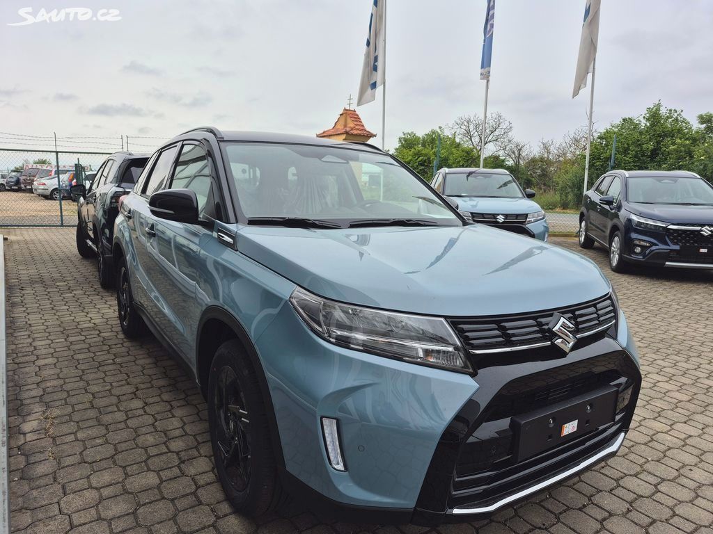 Suzuki Vitara, 1,4 Elegance 4x4 AllGrip Black - fotka 3