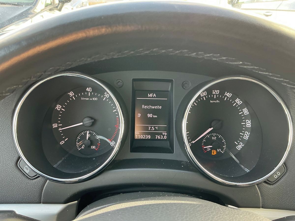 Škoda Yeti, 1.4Tsi 92KW XENONY MF VOLANT - fotka 5
