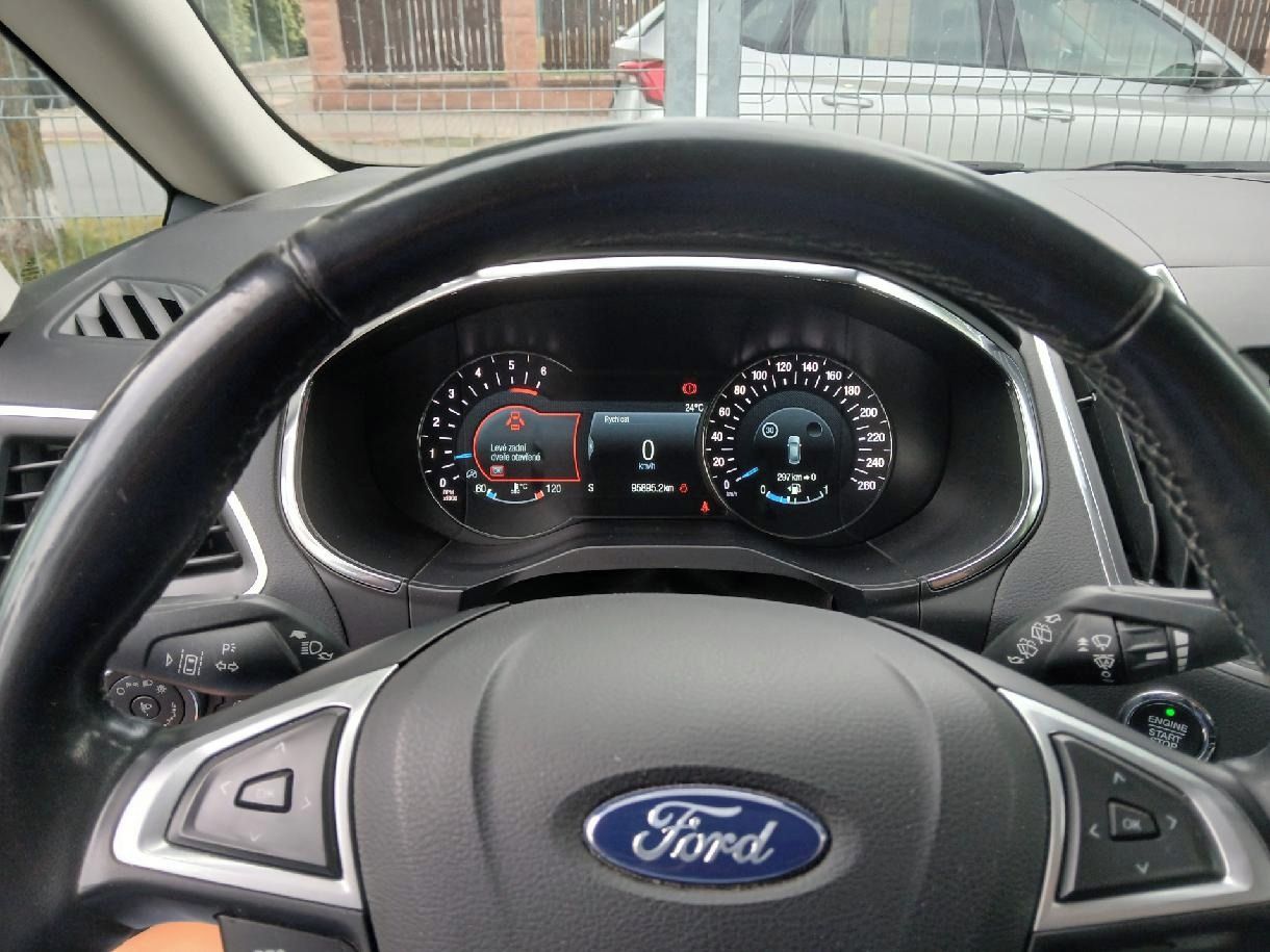 Ford S-MAX, S-Max 1. majitel - fotka 6