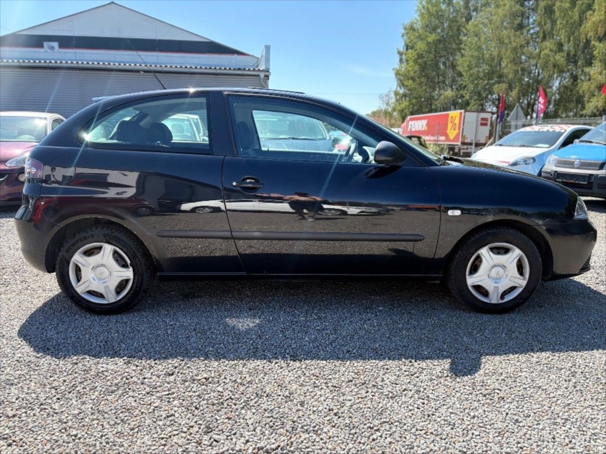 Seat Ibiza, 1,2 -3. dveř. - fotka 5