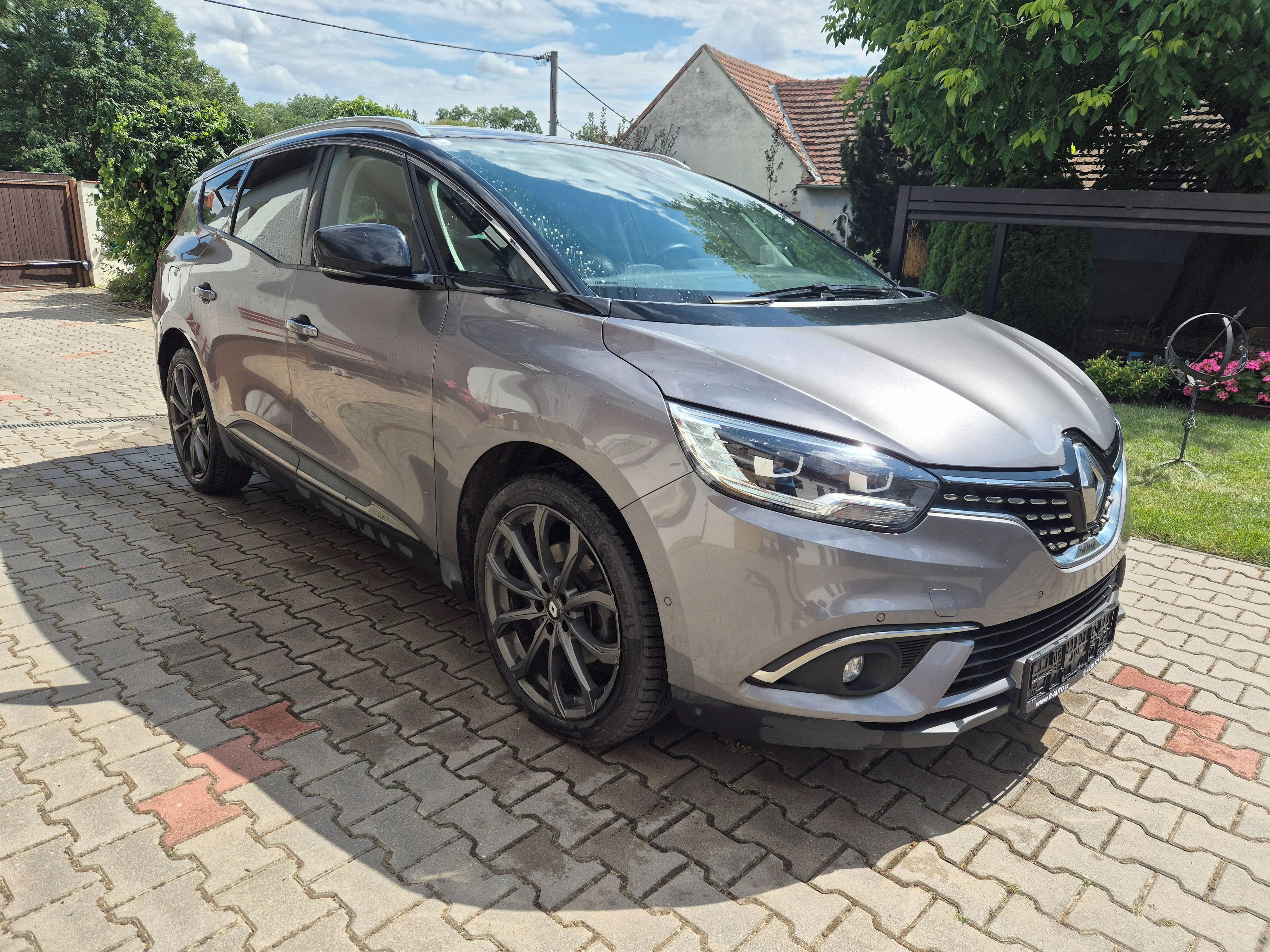Renault Grand Scénic, 1,3 TCe 160PS Initiale Paris - fotka 3