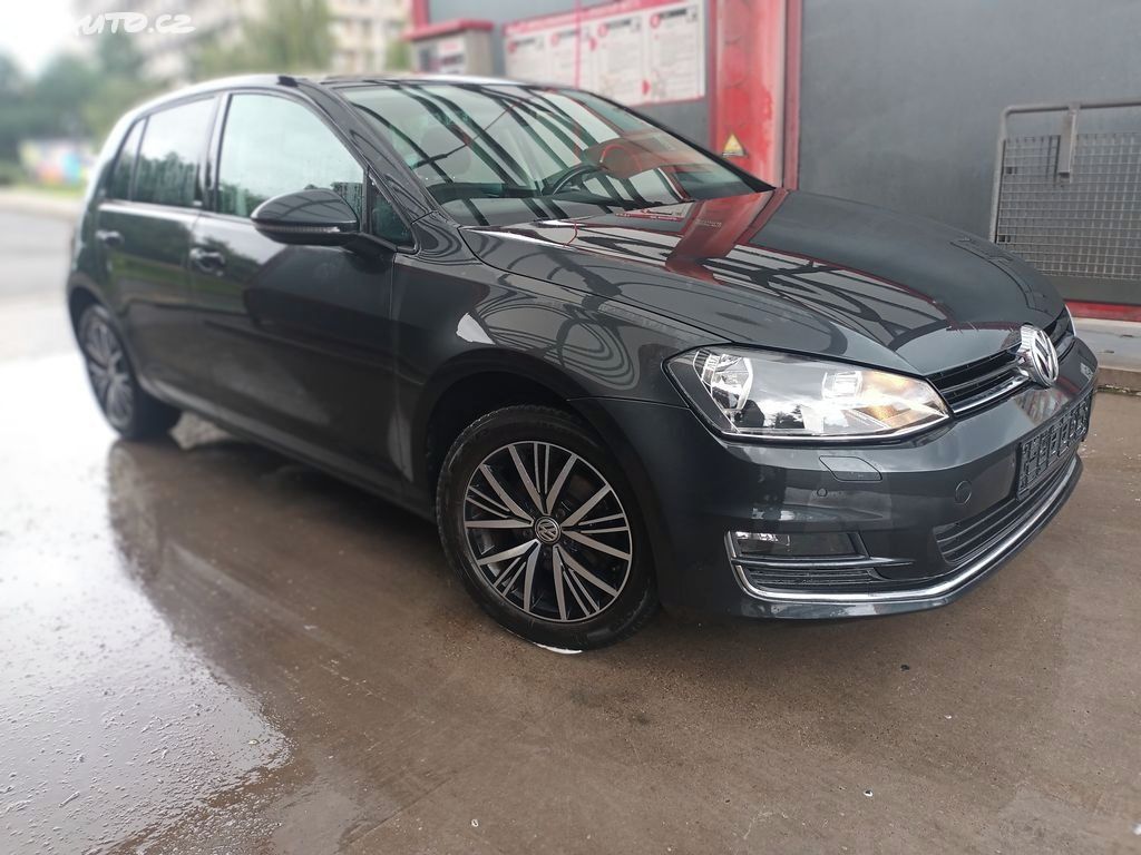 Volkswagen Golf, 1.2i 81kw 6rych ALLSTAR 97tkm - fotka 5