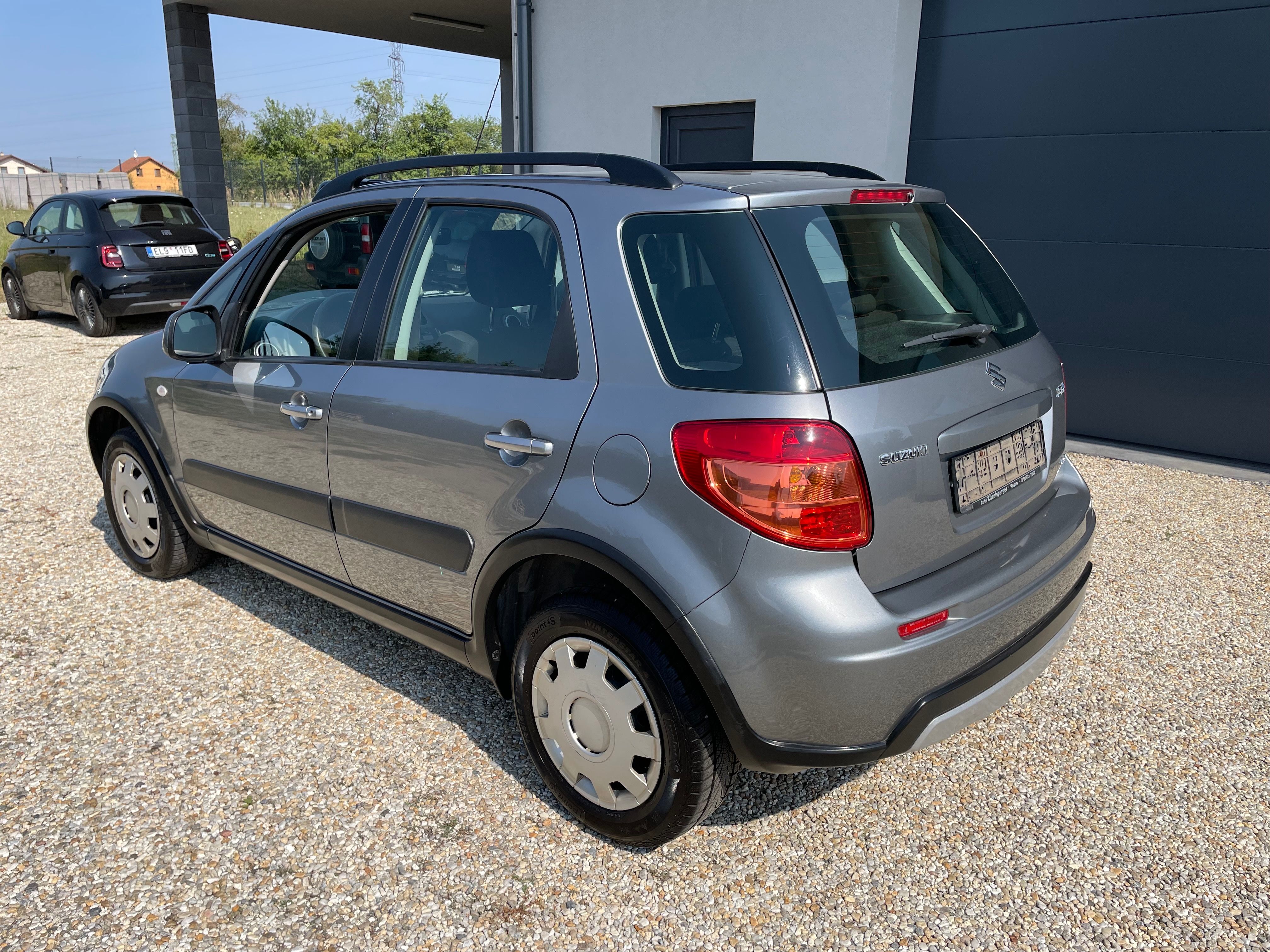 Suzuki SX4, 4X4 1 MAJITEL TOP STAV - fotka 3