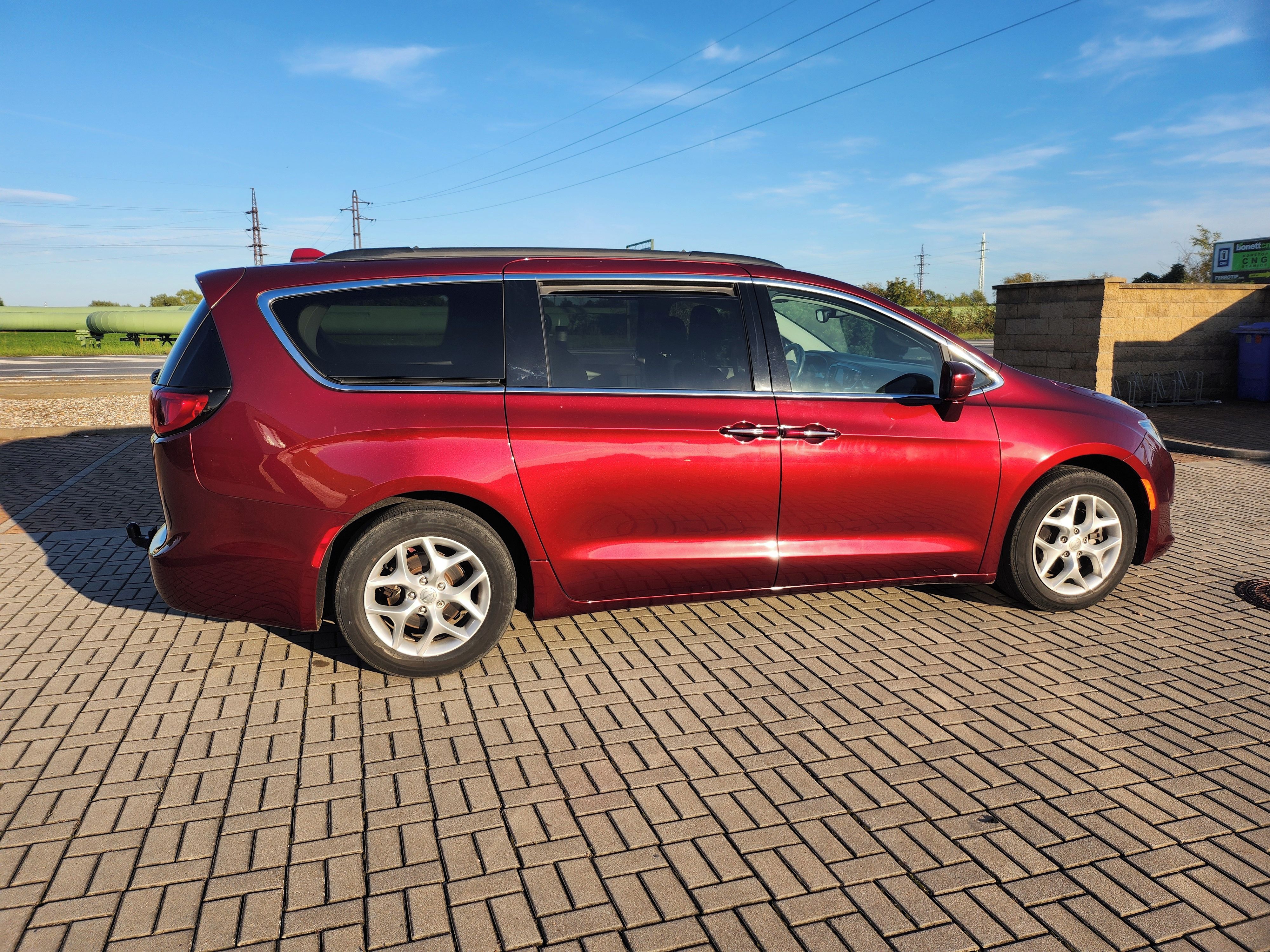 Chrysler Pacifica, Touring L, 8 míst, LPG, TZ - fotka 6