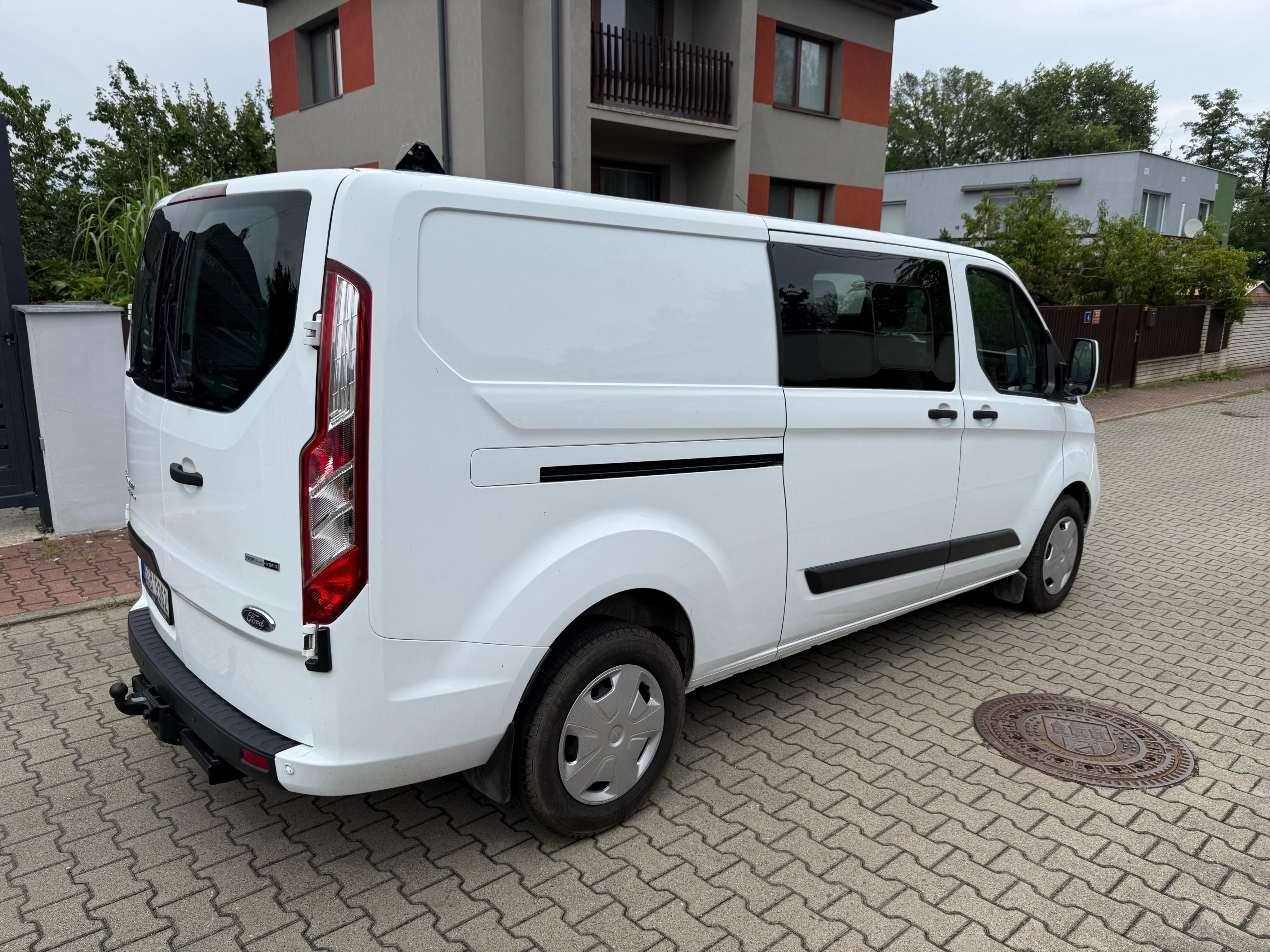 Ford Transit Custom, 2.0TDCi 96kw/6mist/L2H1/DPH - fotka 3