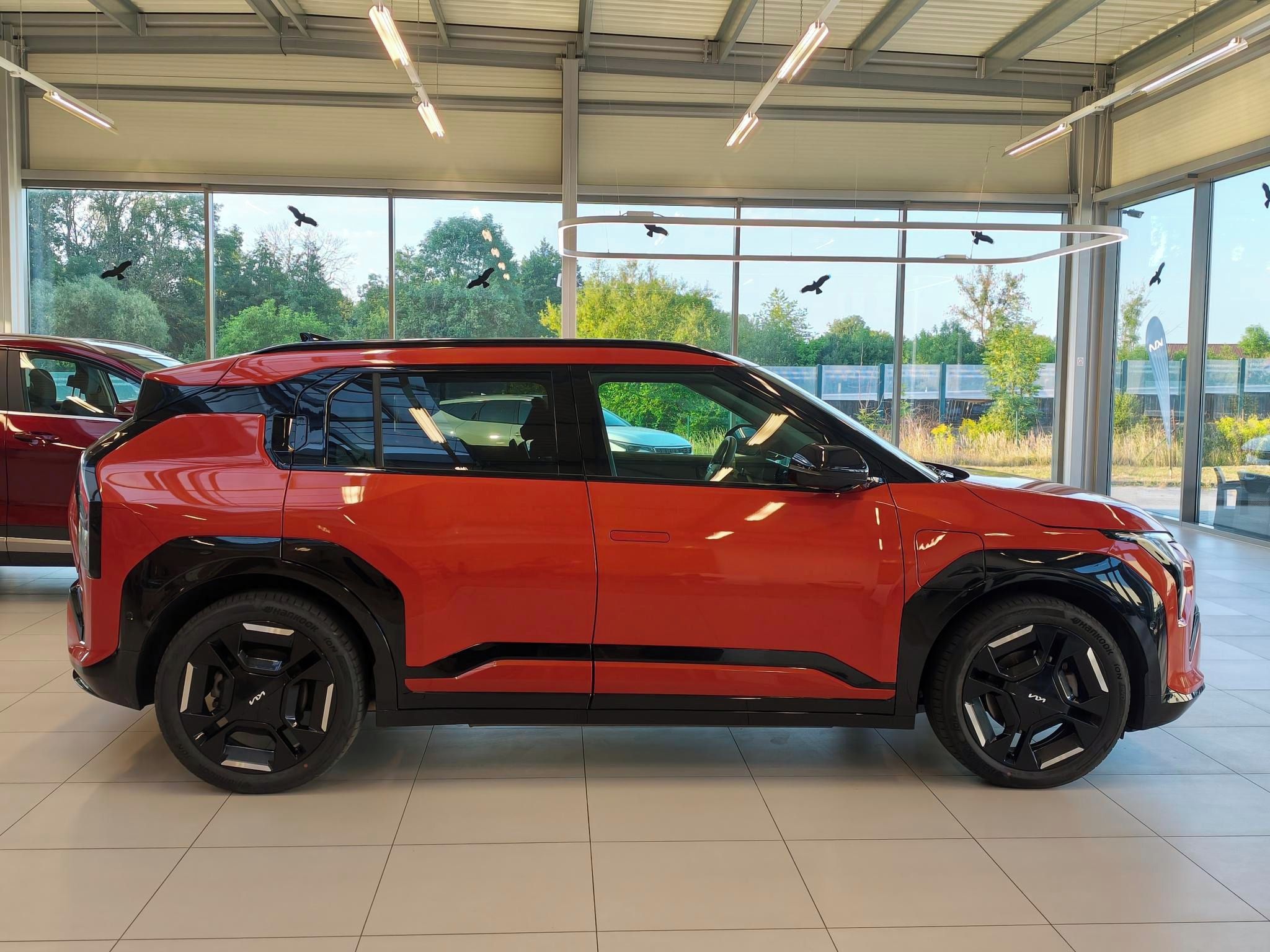 Kia EV3, 4x2 GT-LINE 150 kW + PANORAMA - fotka 4