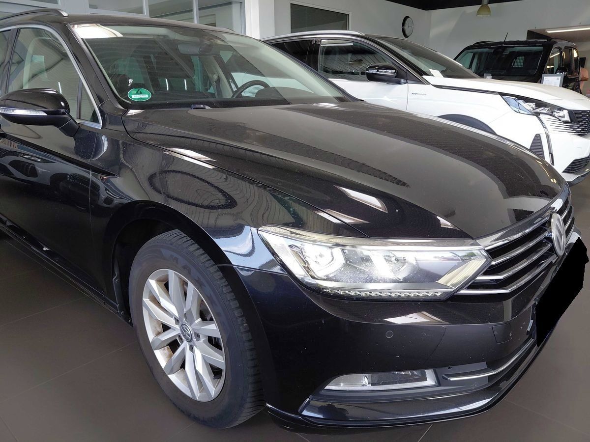 Volkswagen Passat, 2.0TDi 110KW 187tkm LED, TAŽNÉ