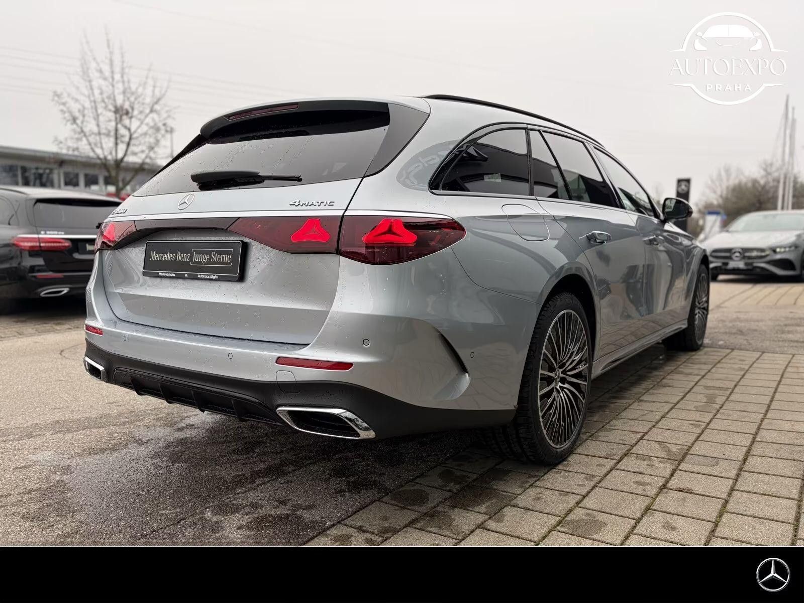 Mercedes-Benz Třídy E, E 450 4Matic  AMG - fotka 5