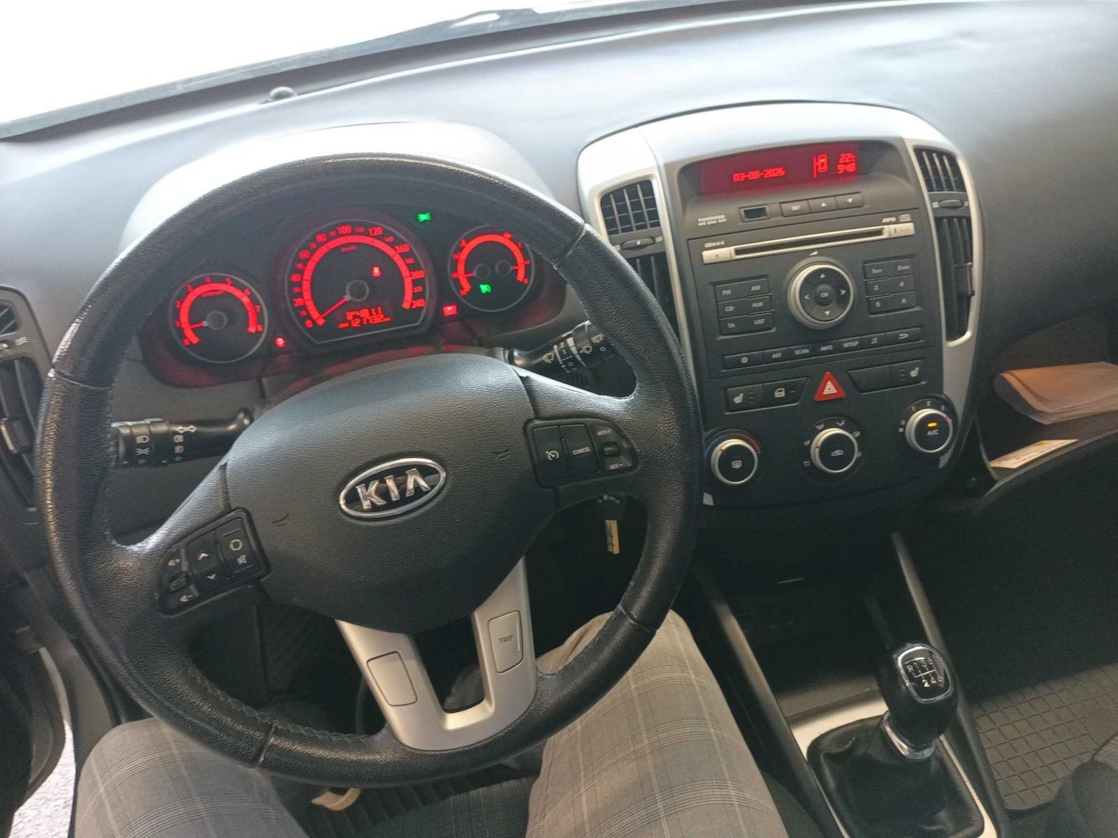 Kia Cee´d, 1.6 CVVT, jezdí dobře - fotka 3