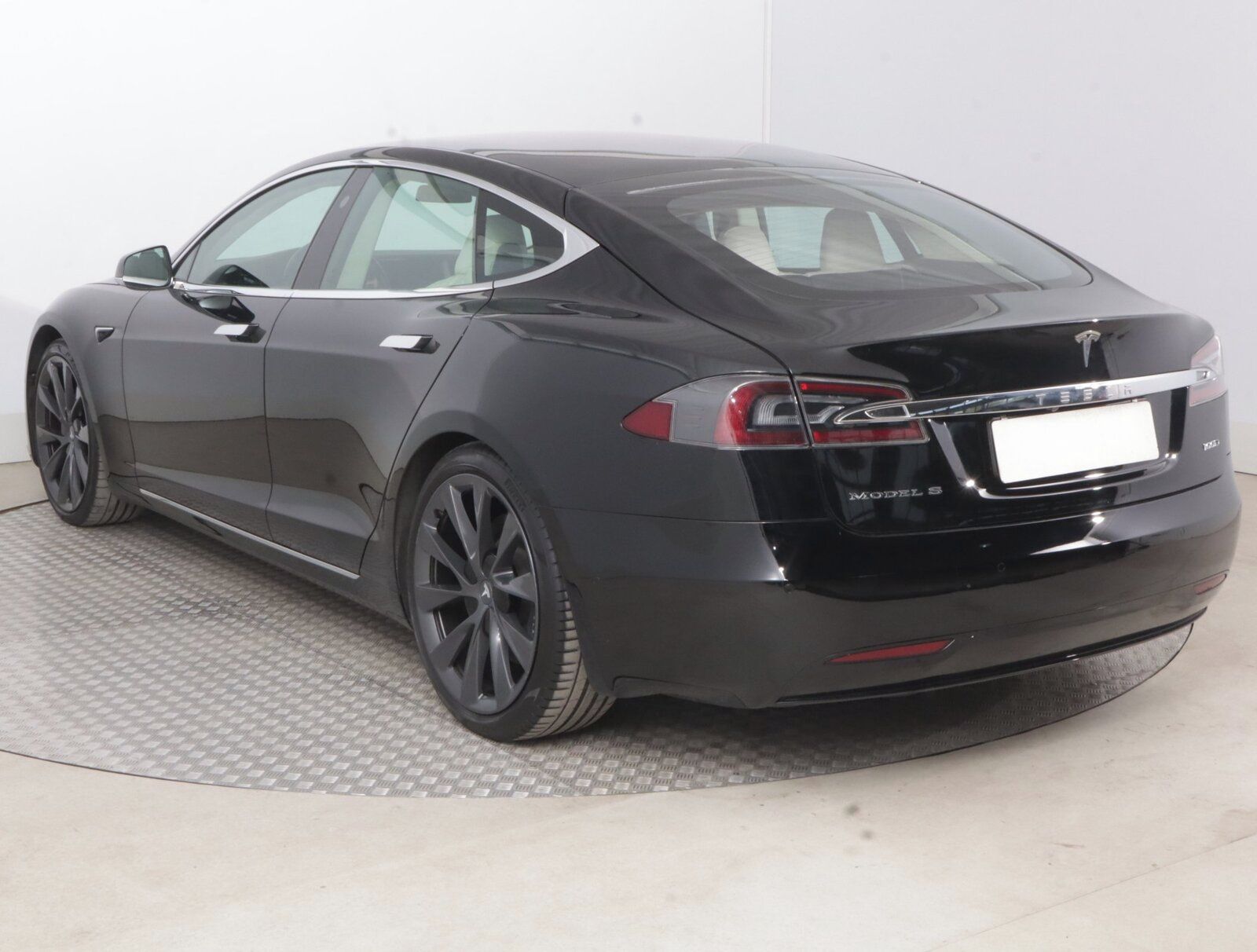 Tesla Model S, 100D, SoH 88%, 4X4, Automat - fotka 4
