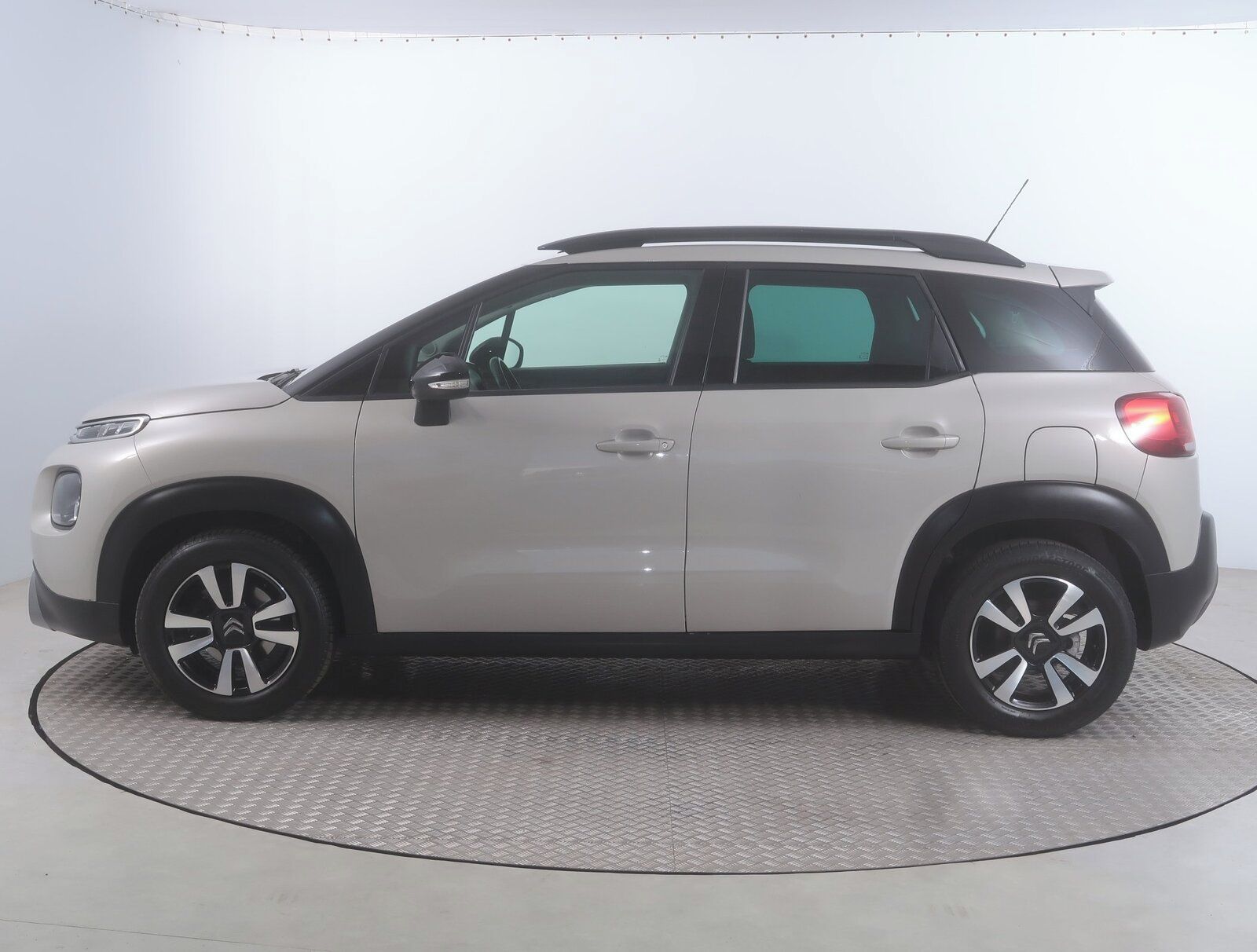 Citroën C3 Aircross, 1.2 PureTech, Serv.kniha - fotka 3