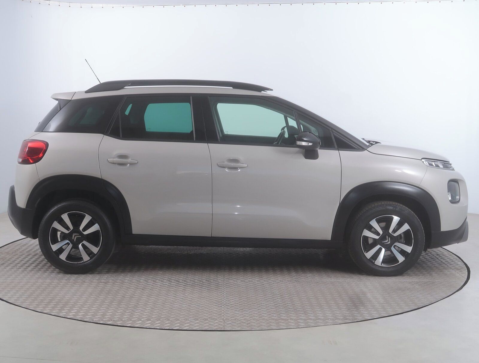 Citroën C3 Aircross, 1.2 PureTech, Serv.kniha - fotka 6