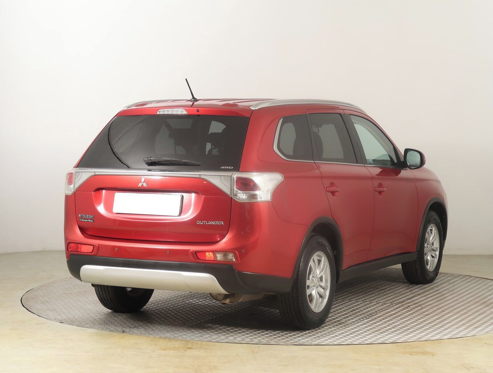 Mitsubishi Outlander, 2.2 DI-D, 4X4, Navi - fotka 5