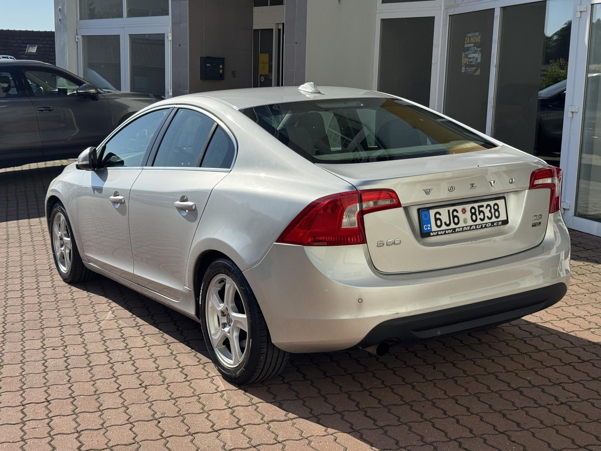 Volvo S60, D3 - fotka 6