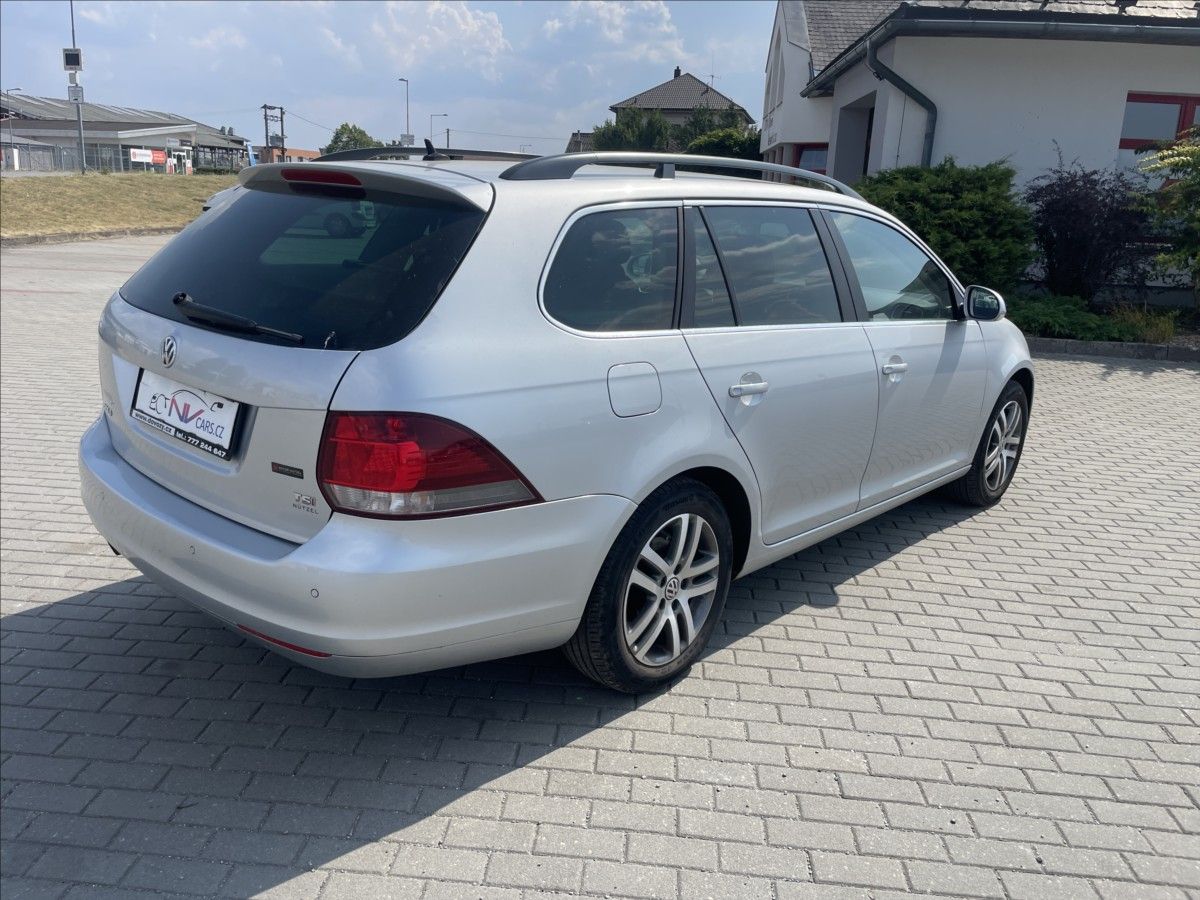 Volkswagen Golf, 1,4 TSi 90kw Variant po rozvod - fotka 4