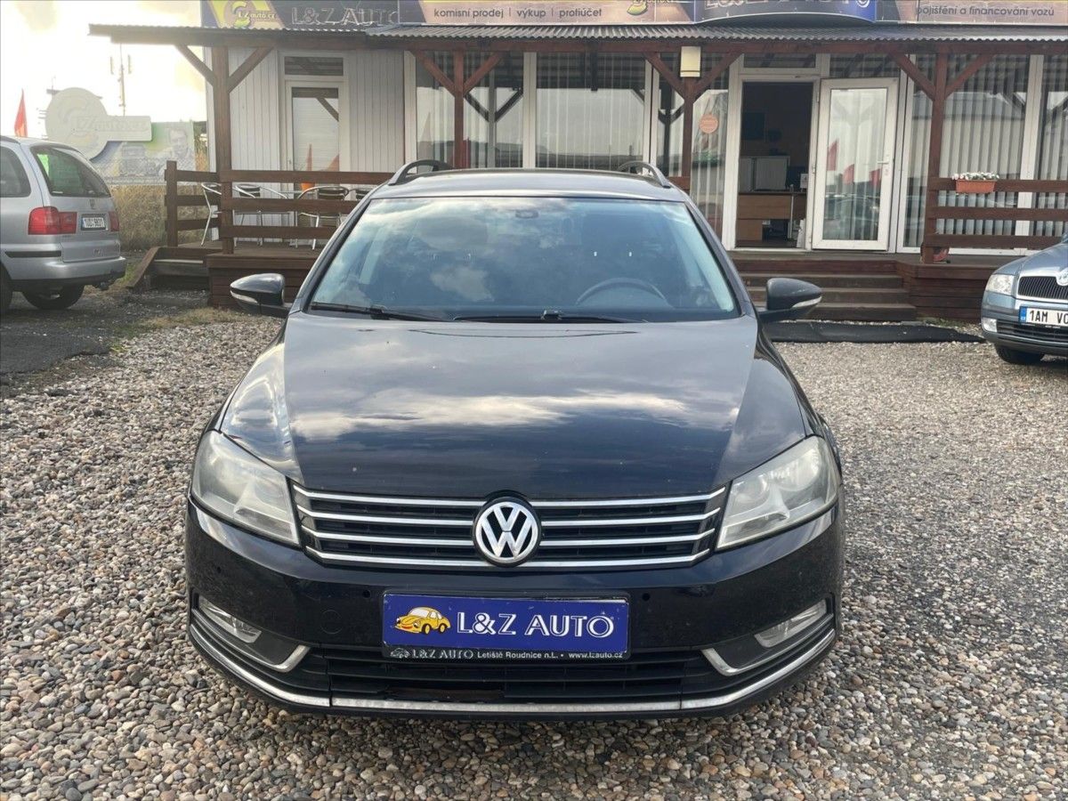 Volkswagen Passat, 2,0 TDI - fotka 2