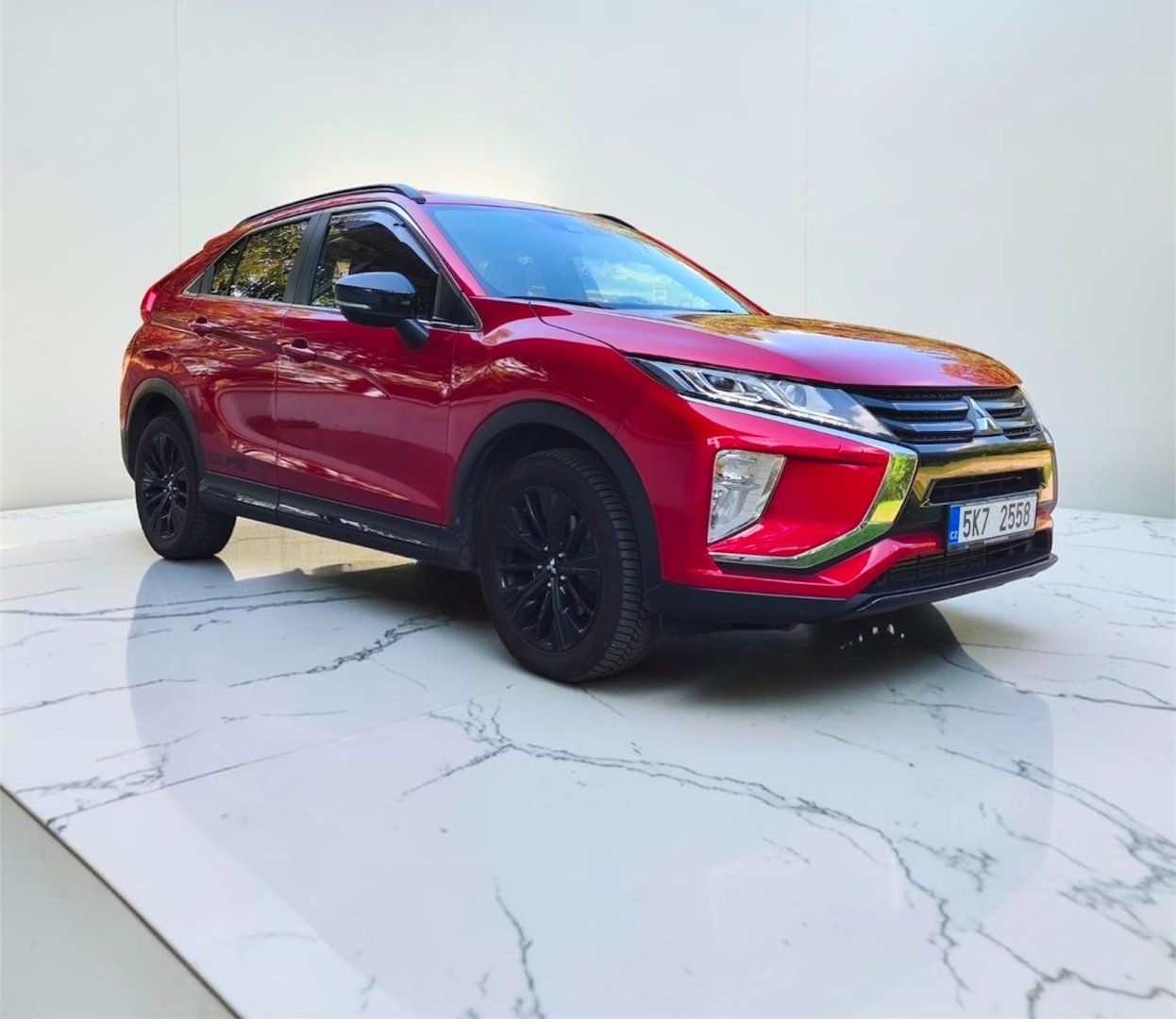 Mitsubishi Eclipse Cross, 2.2 DI-D 4x4, A/T - fotka 4