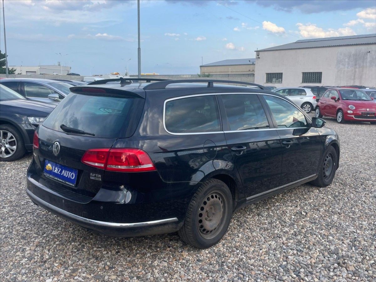 Volkswagen Passat, 2,0 TDI - fotka 6