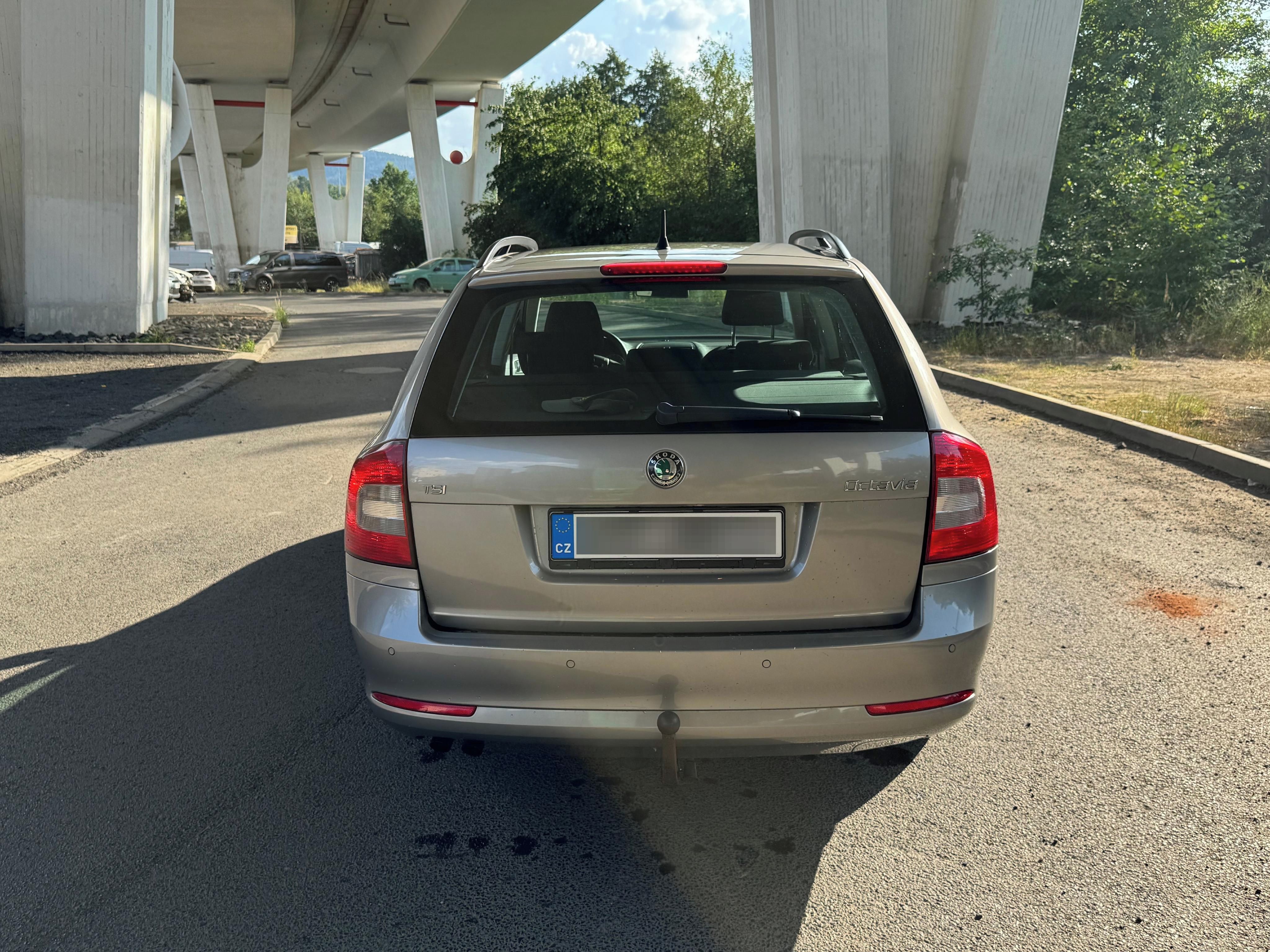 Škoda Octavia, Škoda Octavia II Combi 1.4 TSI - fotka 4