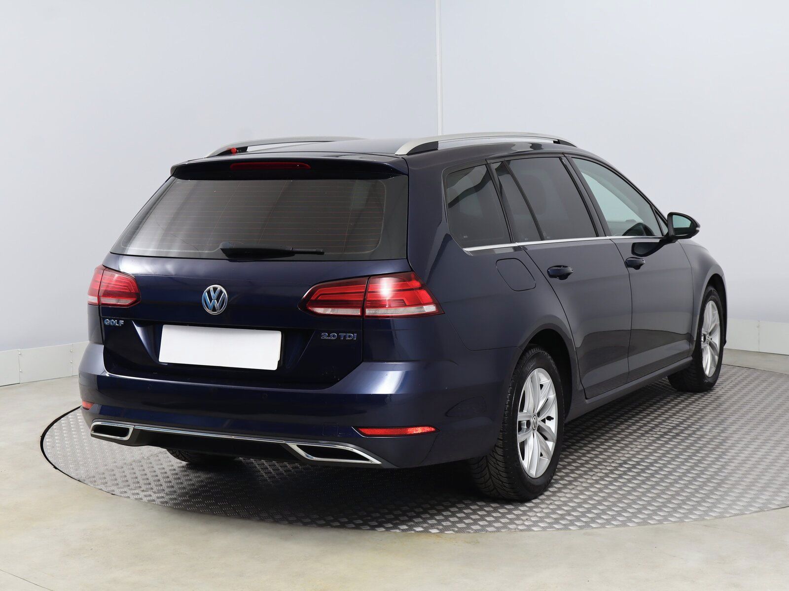 Volkswagen Golf, 2.0 TDI, Highline, Serv.kniha - fotka 5