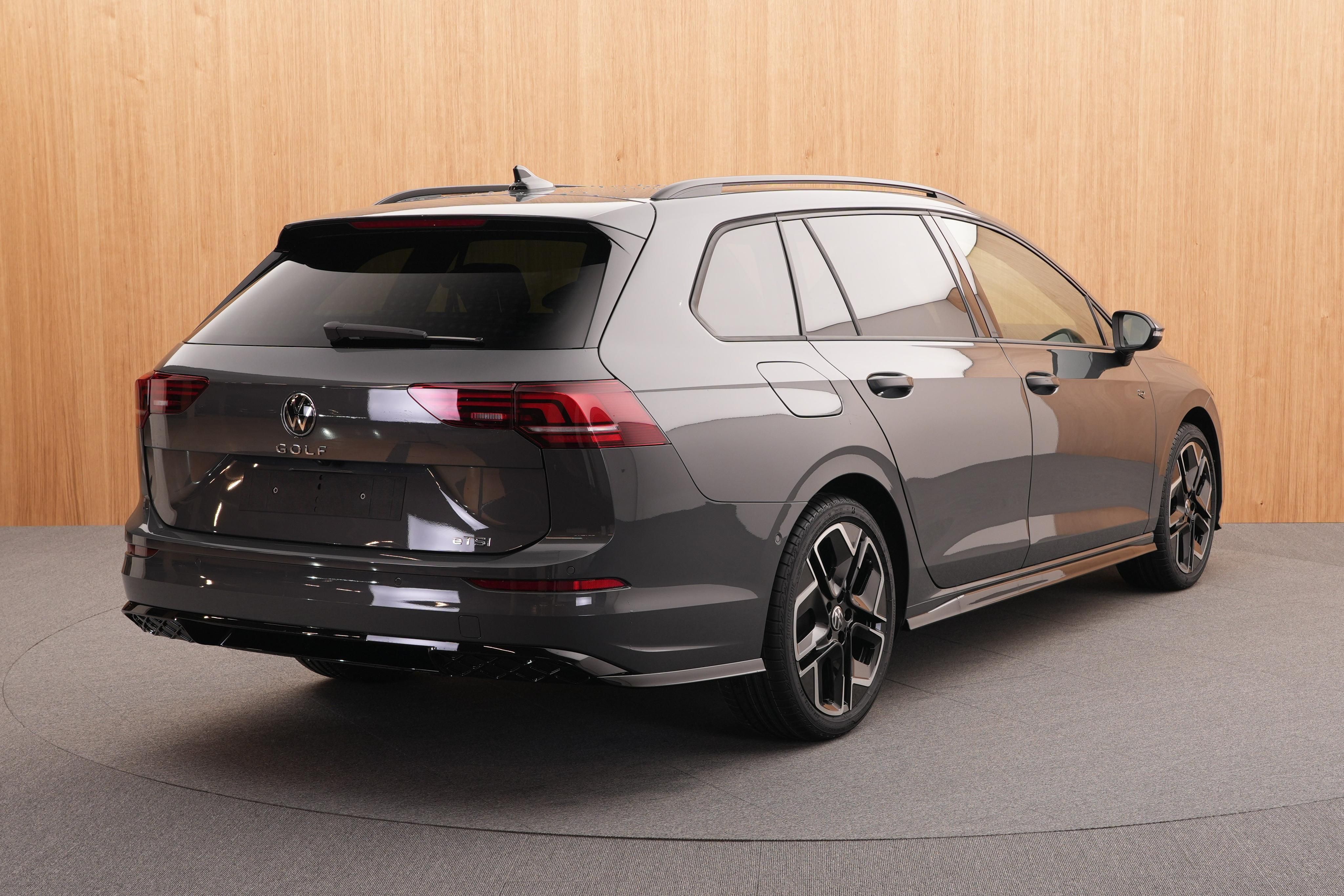 Volkswagen Golf Variant, R-Line Limited 1.5 eTSI mHEV - fotka 4