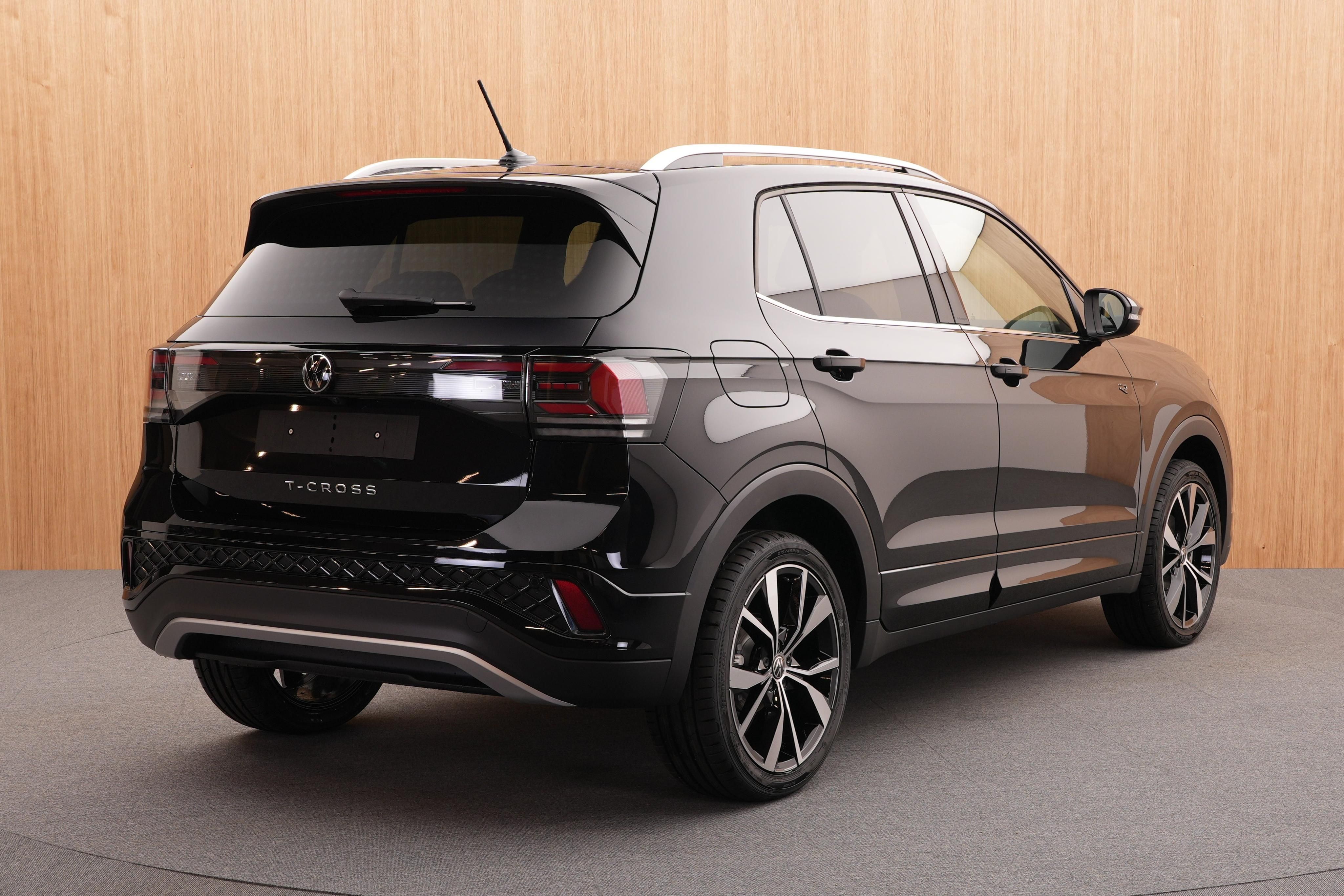 Volkswagen T-Cross, R-Line Limited 1.5 TSI DSG - fotka 4