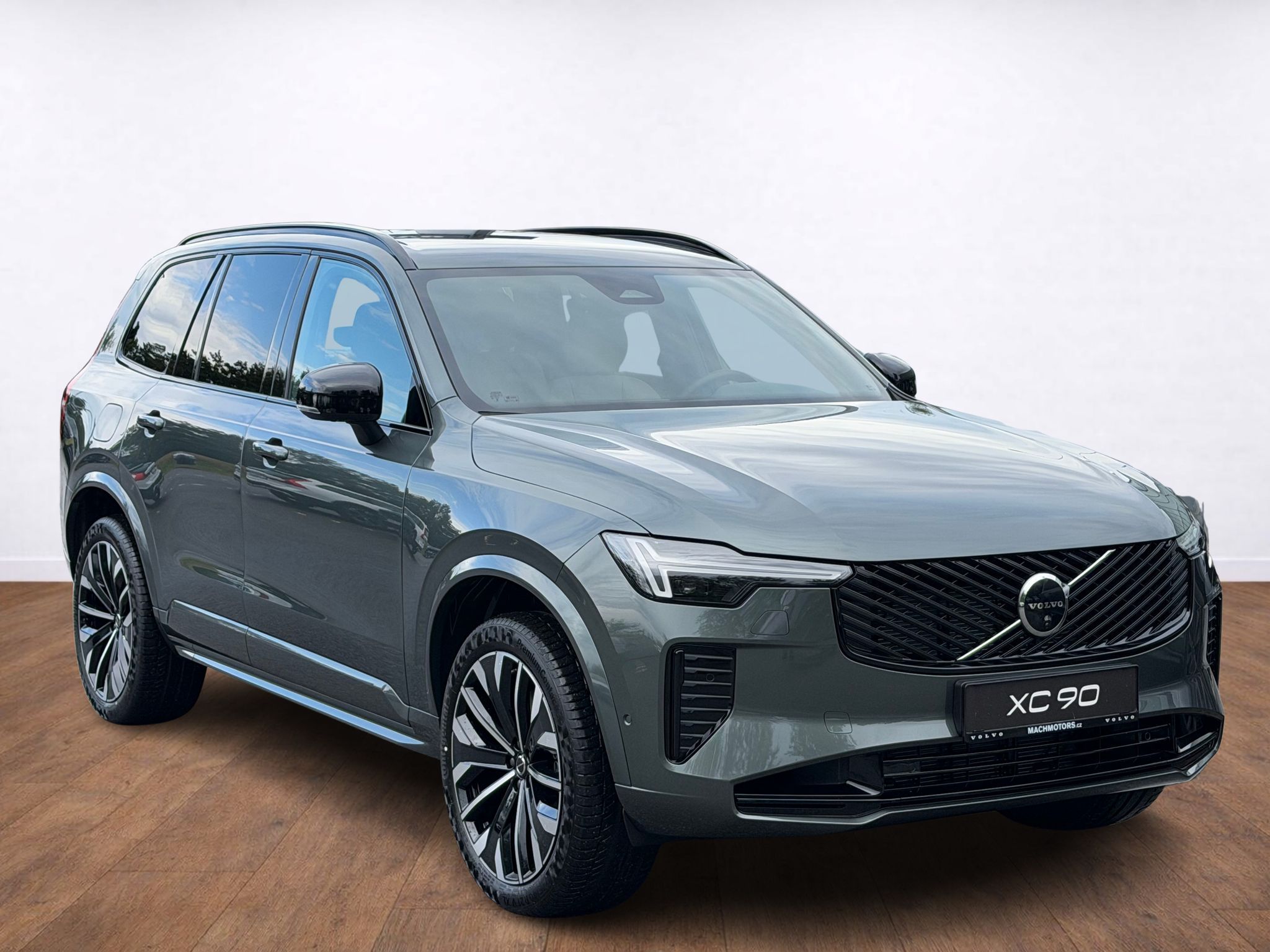 Volvo XC90, PLUS DARK T8, 360°, VZDUCH - fotka 6