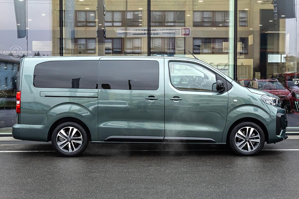 Citroën SpaceTourer, 2,2 SHINE XL 180k+WEBASTO - fotka 4