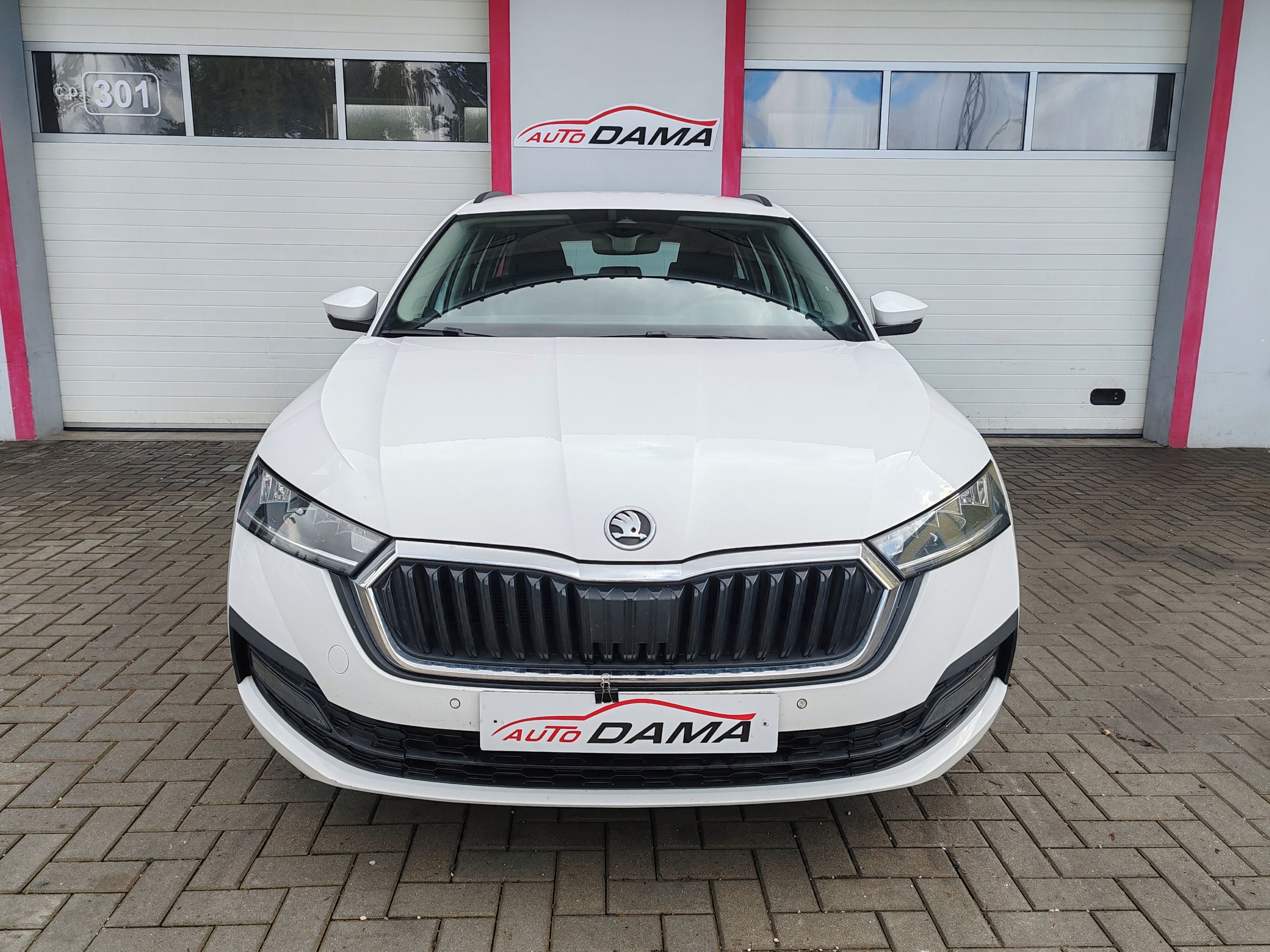 Škoda Octavia, 2.0 TDI  Ambition 1.Maj*ČR*DPH - fotka 2