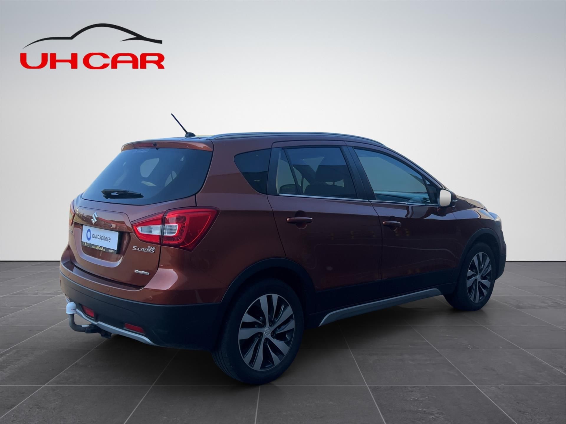Suzuki SX4 S-Cross, 1,4 BoosterJet  Shine 4x4 - fotka 5