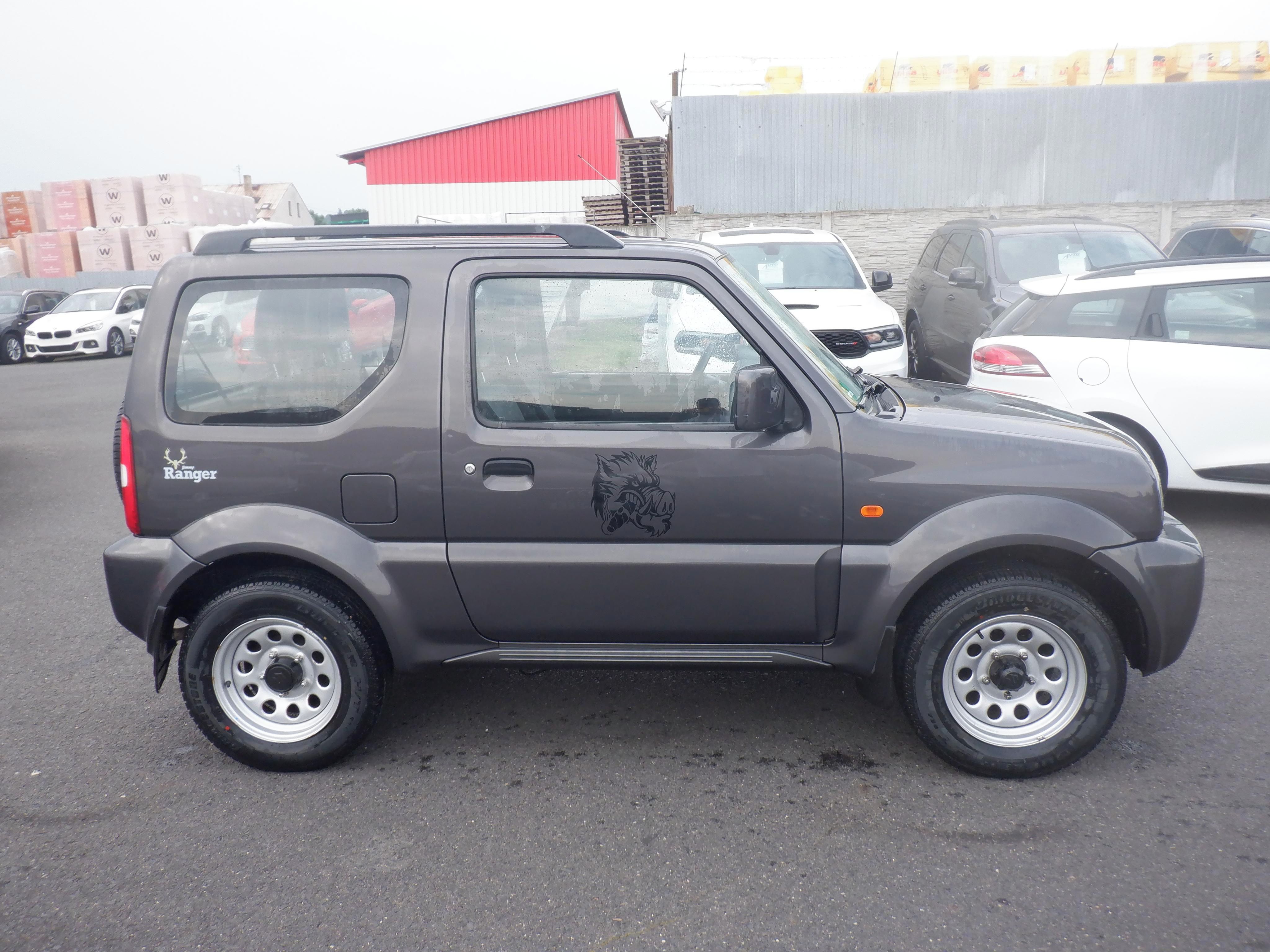 Suzuki Jimny, 1.3i 4x4 - fotka 4
