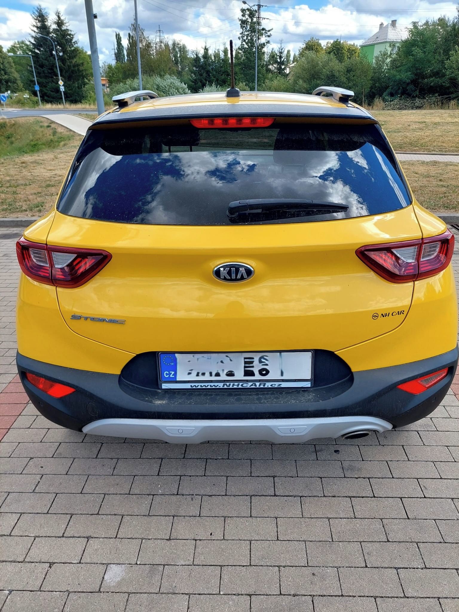Kia Stonic, 7 let autorizovaný servis - fotka 2