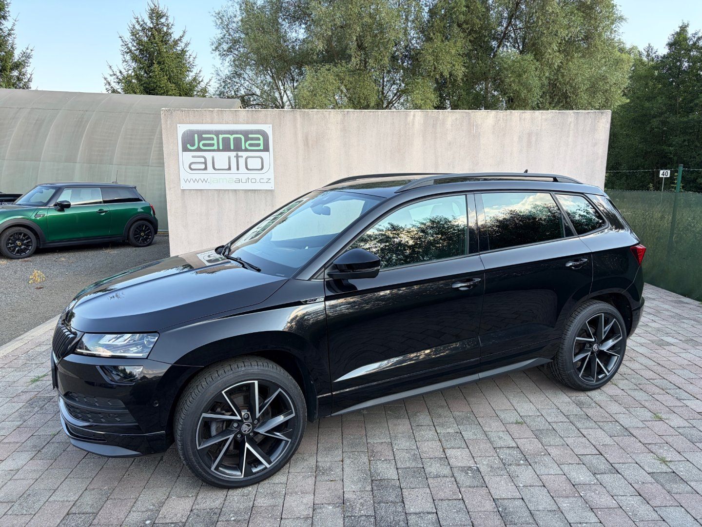 Škoda Karoq, 2,0TDI110kW DSG 4X4 SPORTLINE - fotka 3