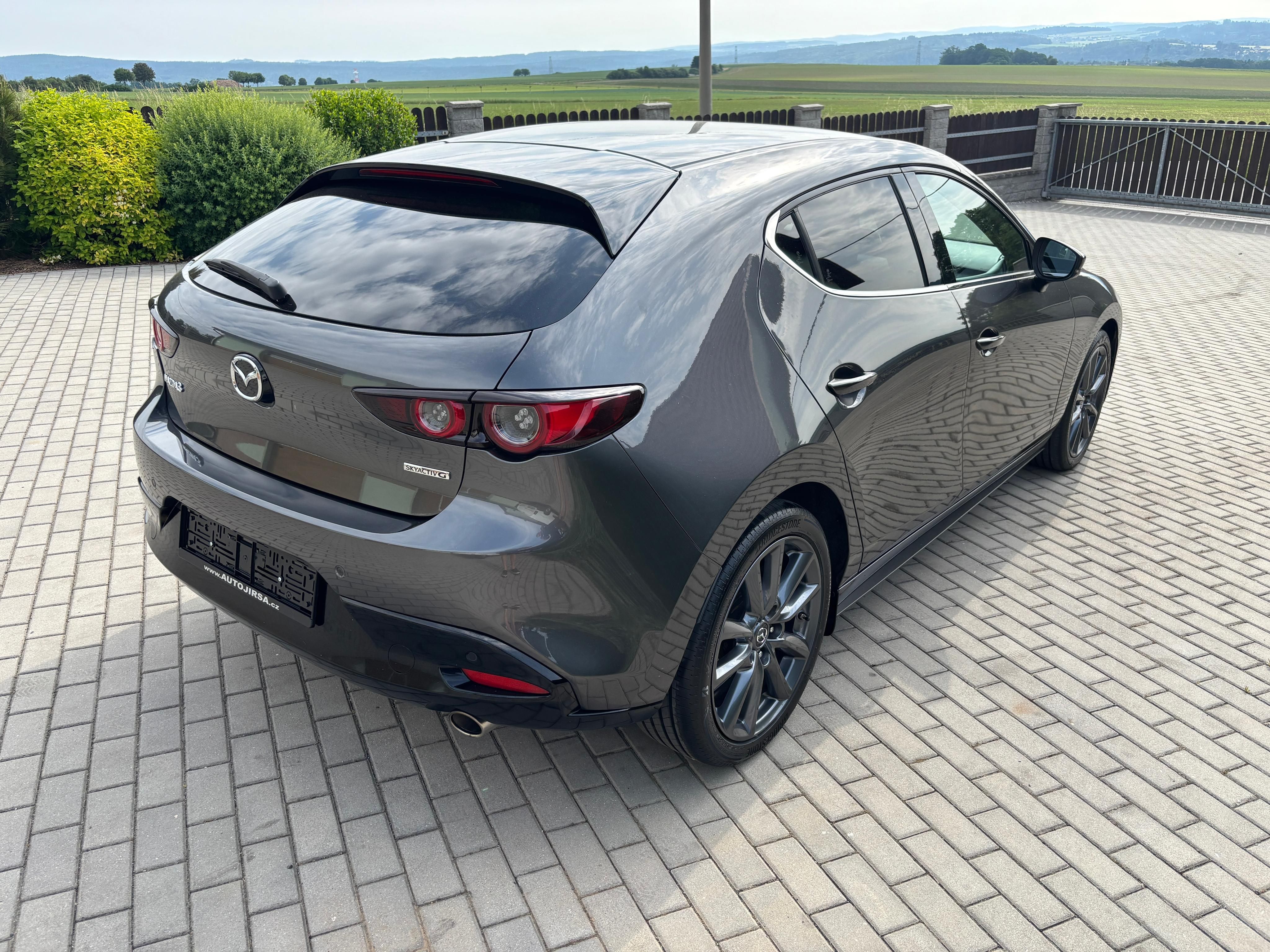 Mazda 3, 2,0 SKYACTIV ALSELECTION 110KW - fotka 4