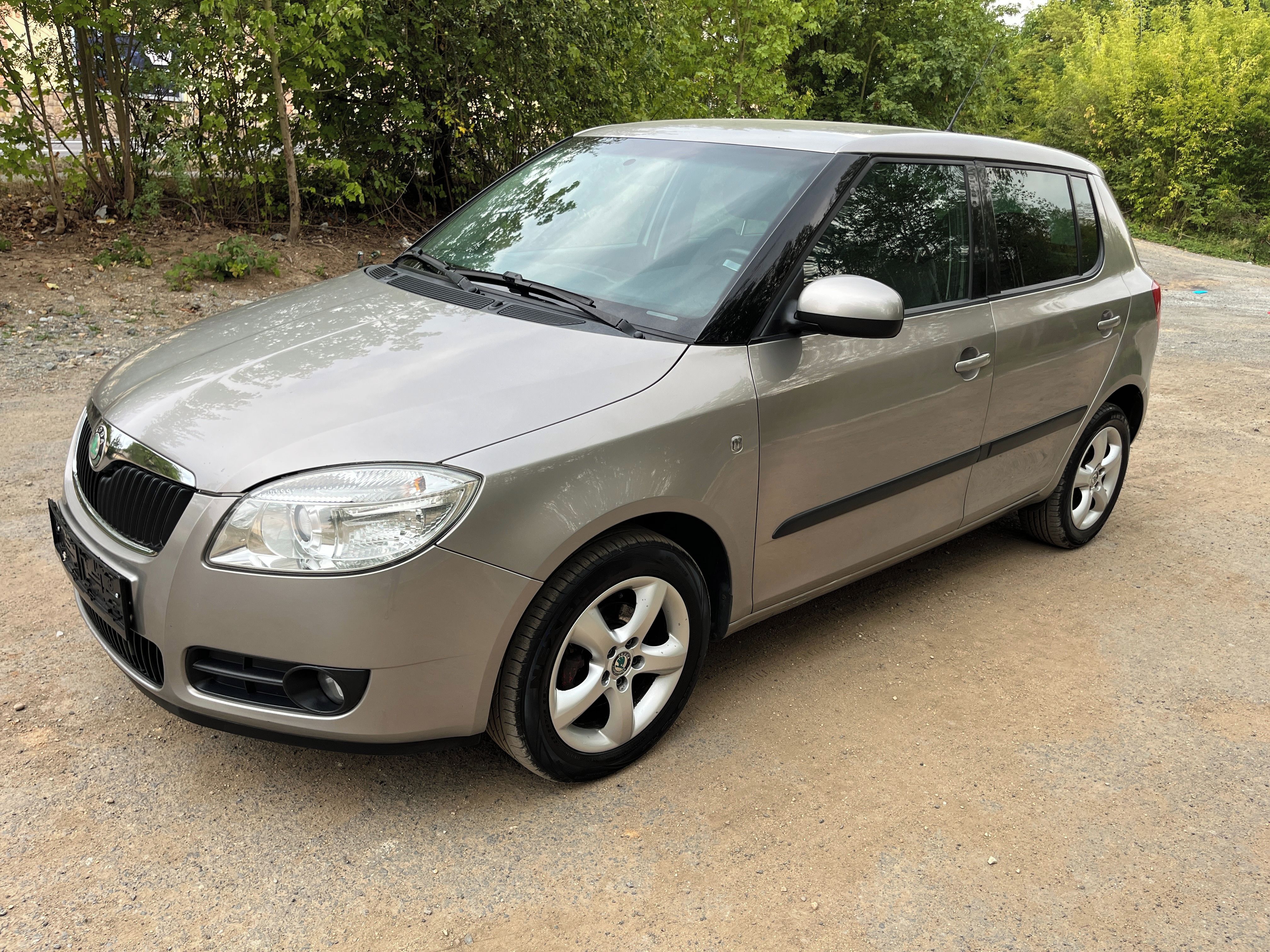 Škoda Fabia, 1.6i 77kw sport webasto alu - fotka 2