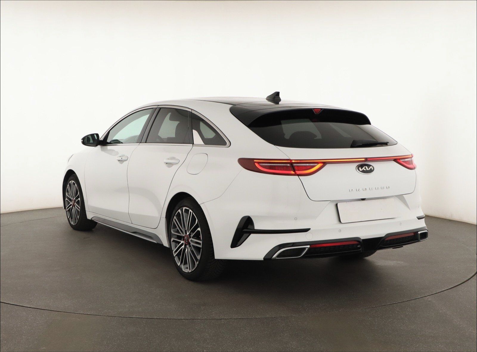 Kia ProCeed, 1.4 T-GDI, Serv.kniha, Navi - fotka 4