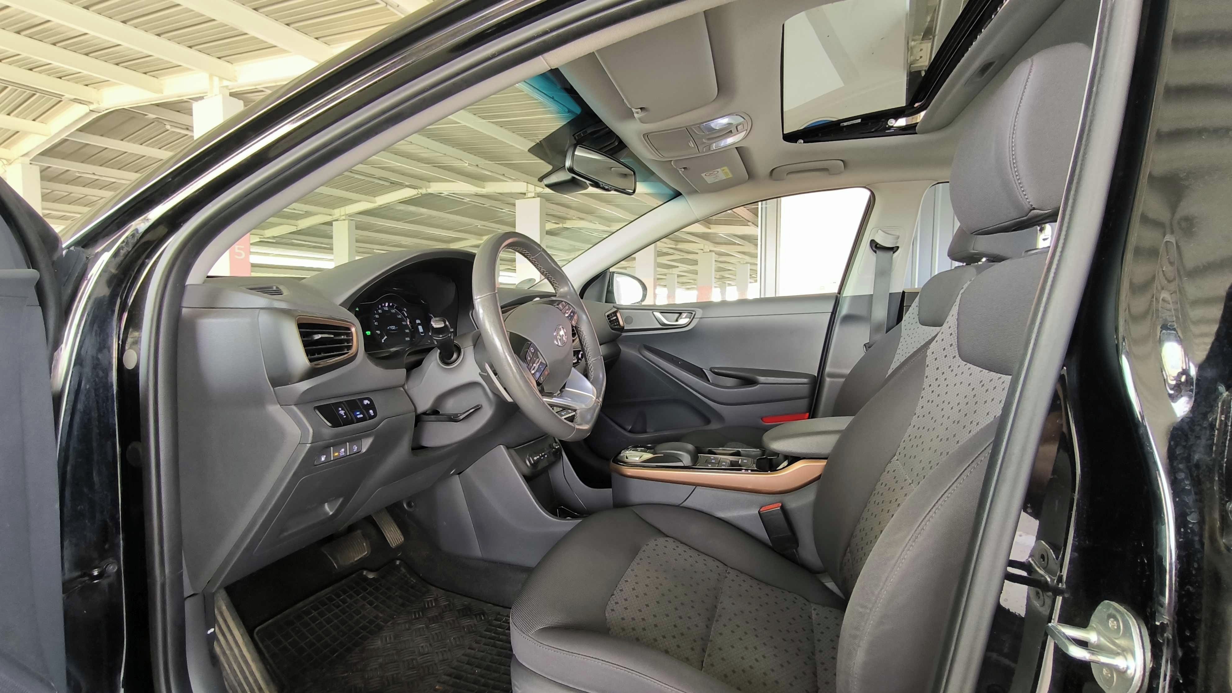 Hyundai Ioniq, Hyundai Ioniq Elektic - fotka 6