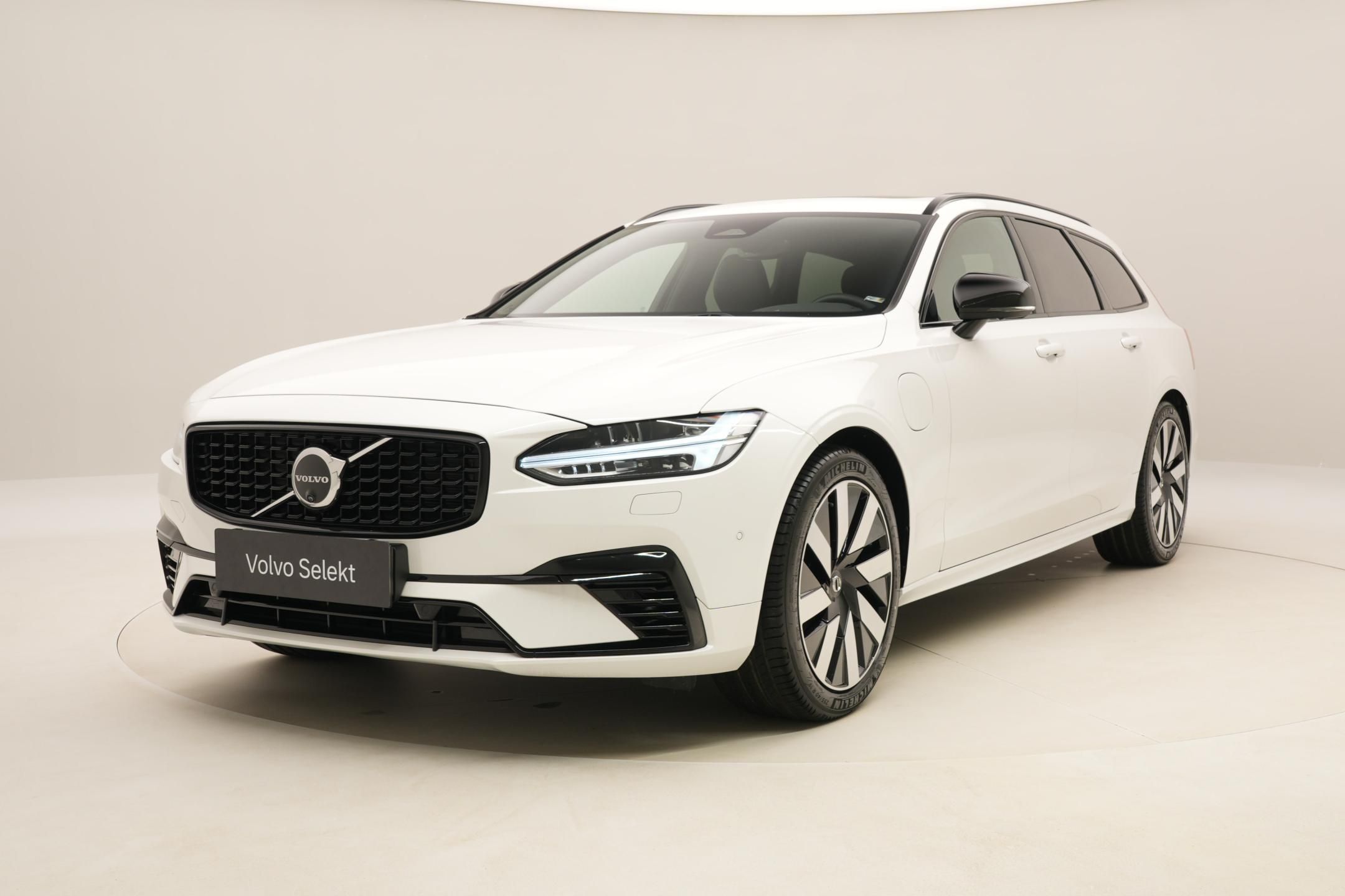 Volvo V90, T8 AWD RECHARGE DARK ULTRA