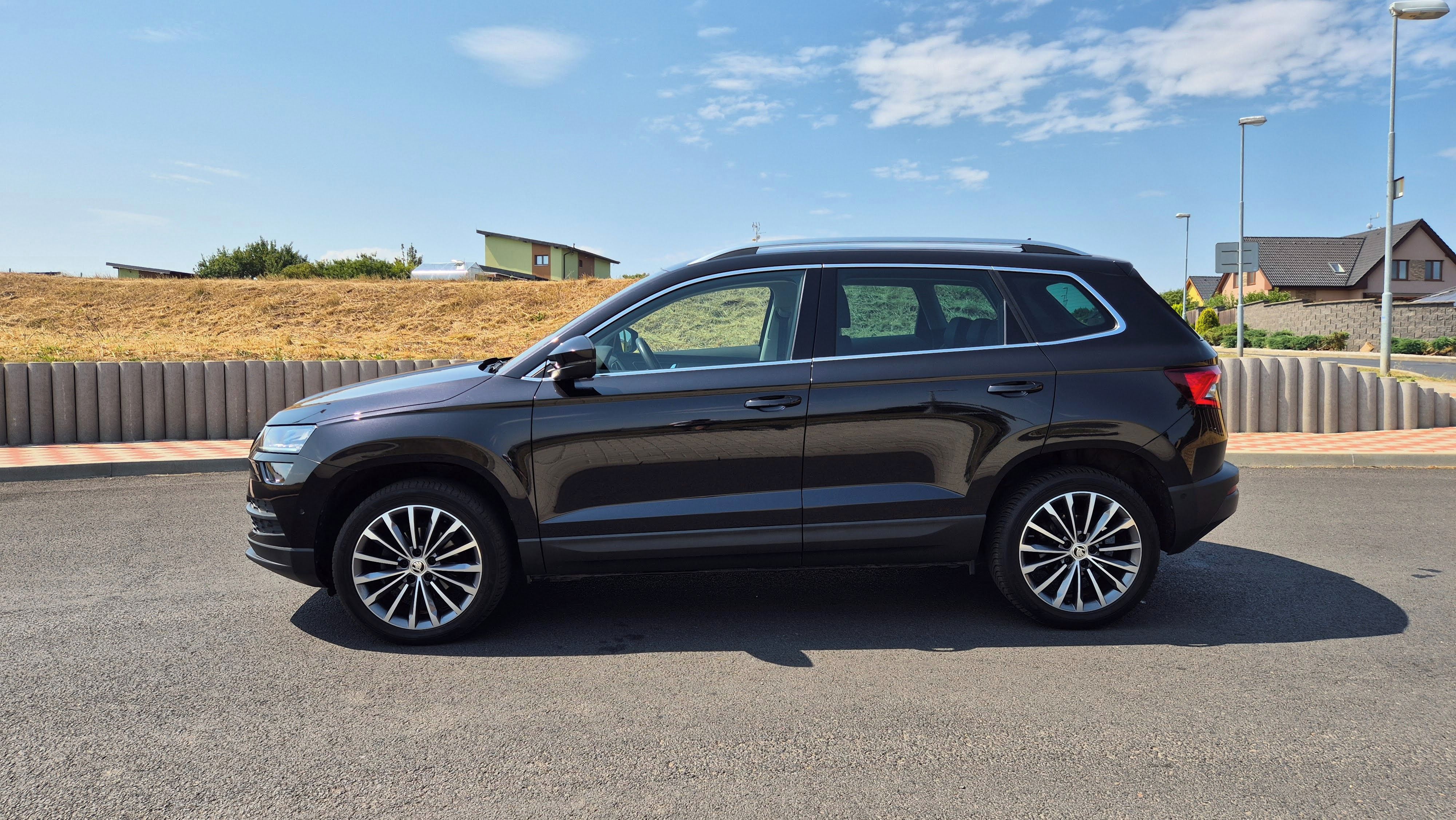 Škoda Karoq, Style 2,0tdi DSG,Vitual,360kam - fotka 3