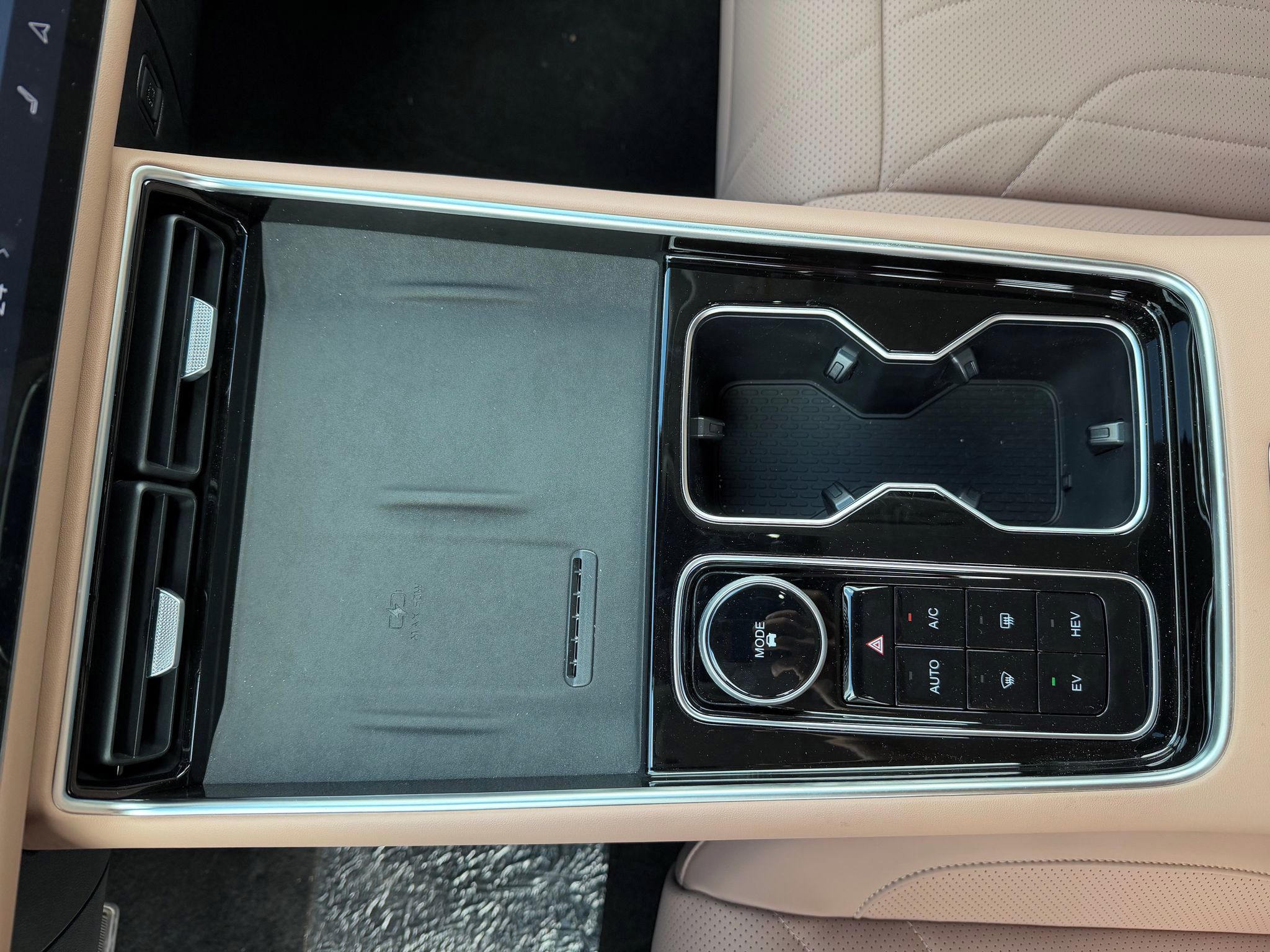 Chery Tiggo 9 PHEV, Unique PHEV - fotka 6