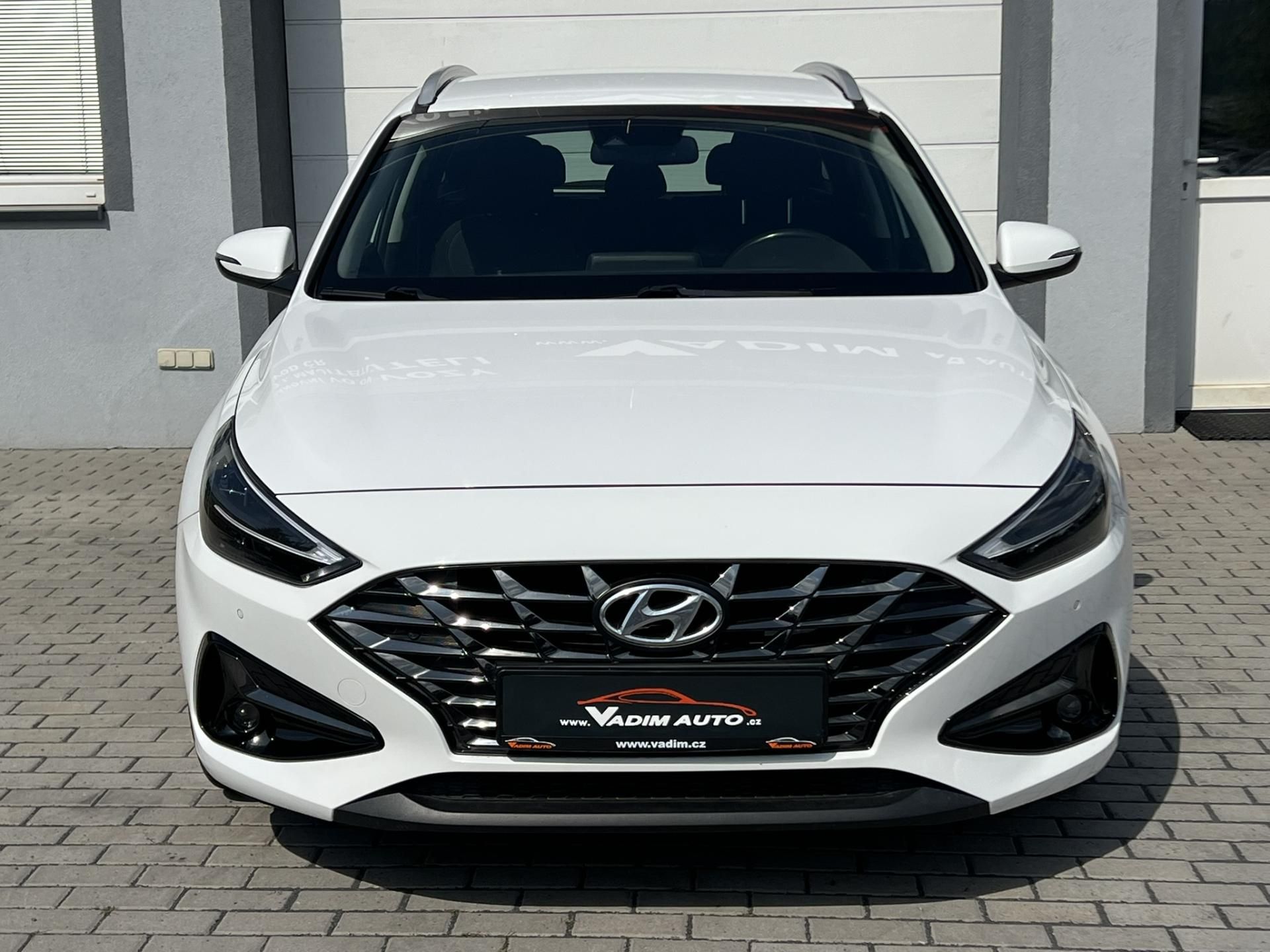 Hyundai i30, 1.6CRDi 85kW SMART 1.MAJITEL - fotka 5