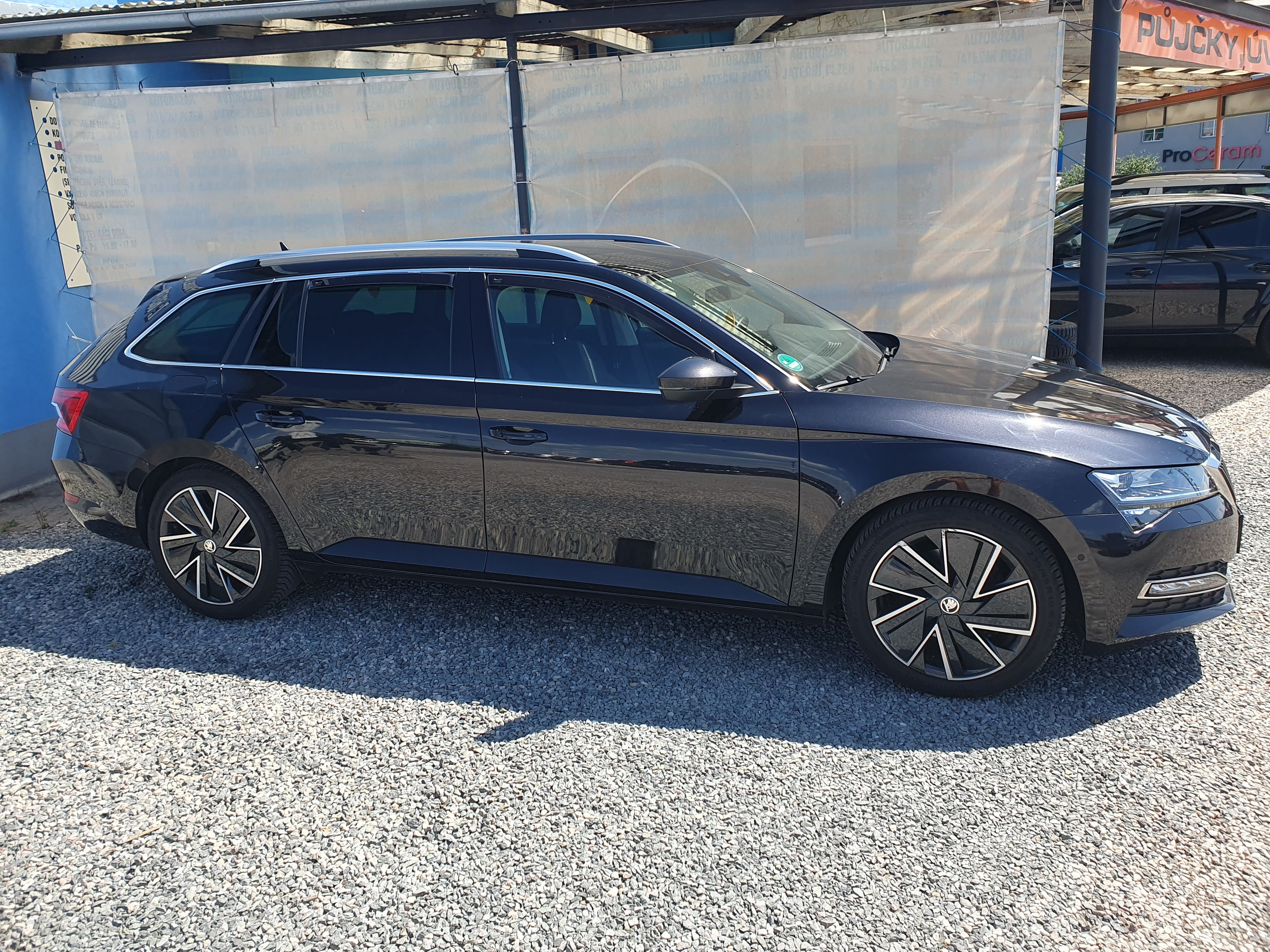 Škoda Superb, 2.0 DTI 110 KW DSG VIRTUAL - fotka 2