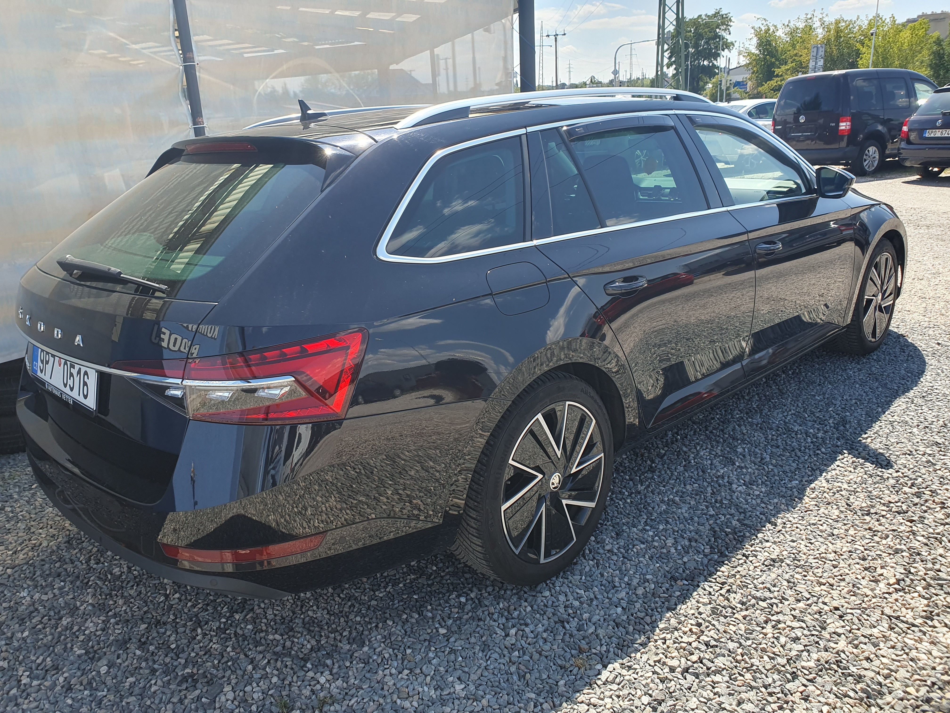 Škoda Superb, 2.0 DTI 110 KW DSG VIRTUAL - fotka 3