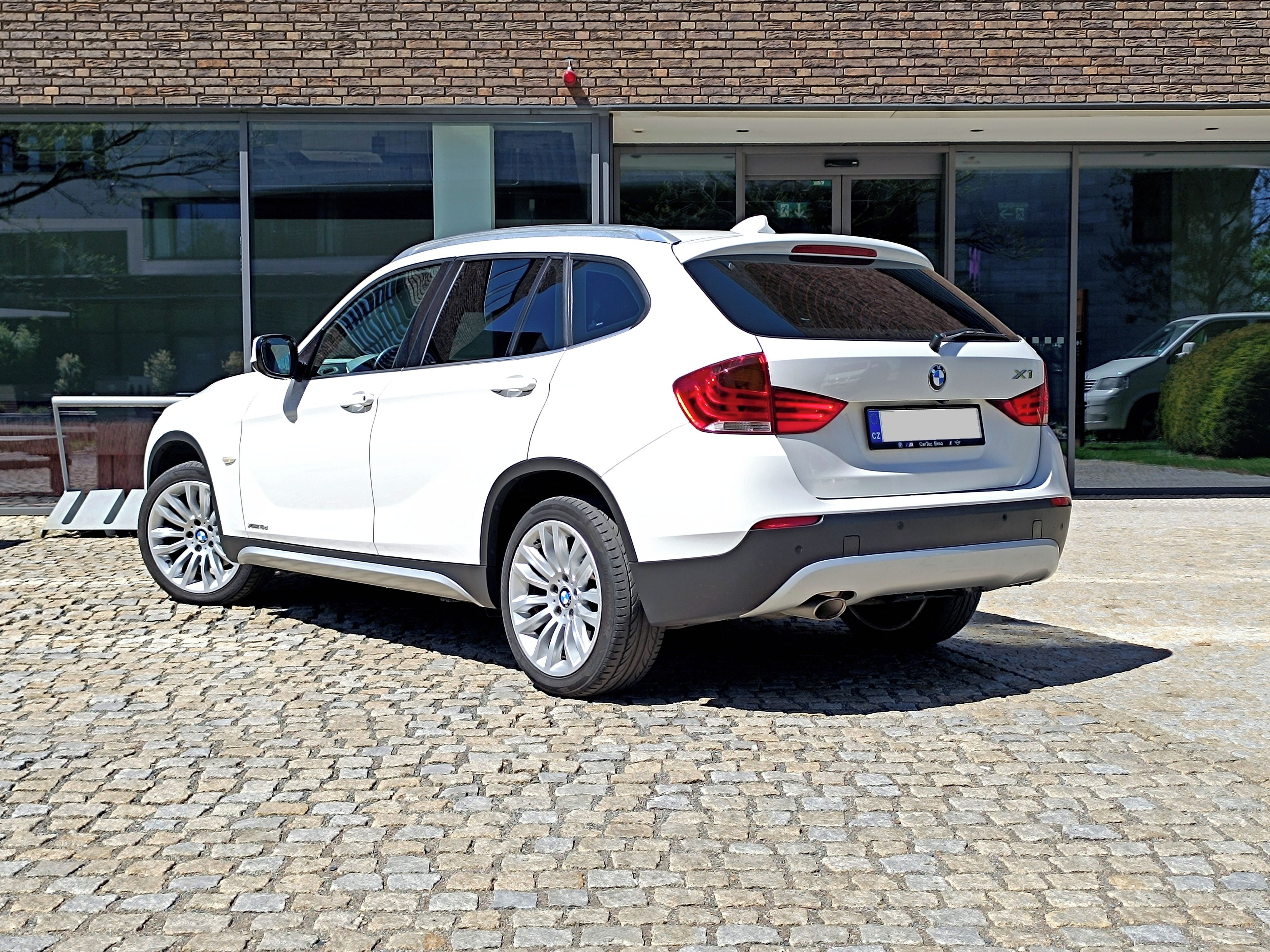 BMW X1, 18d xDrive Xline, Navi, Harman - fotka 3