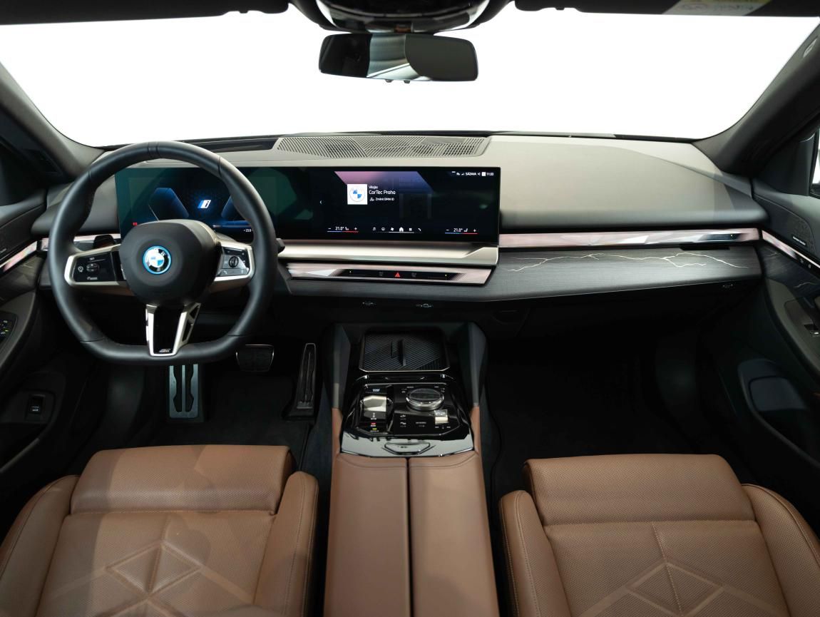 BMW i5, eDrive40 Sedan - fotka 6